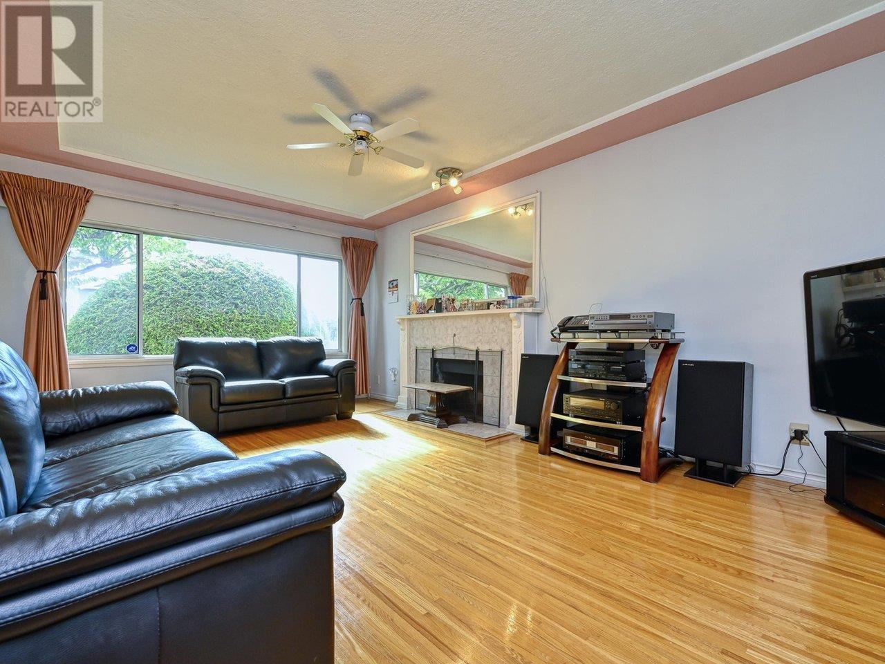 3411 E 45th Avenue, Vancouver, British Columbia  V5R 3E9 - Photo 12 - R2824418