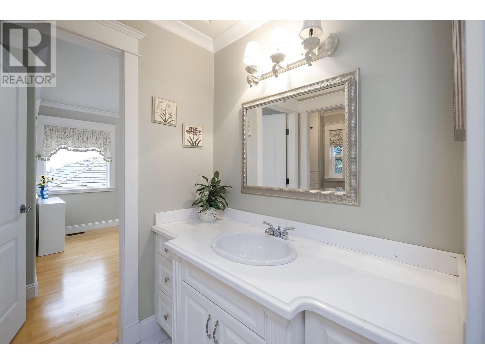 1751 Hampton Drive, Coquitlam, British Columbia  V3E 3E1 - Photo 28 - R2823499
