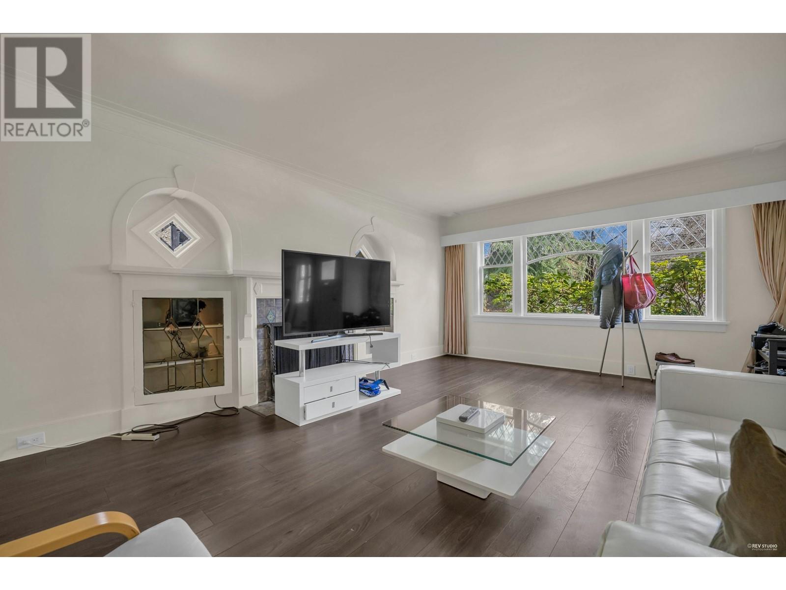 6575 Lime Street, Vancouver, British Columbia  V6P 5V7 - Photo 3 - R2824463