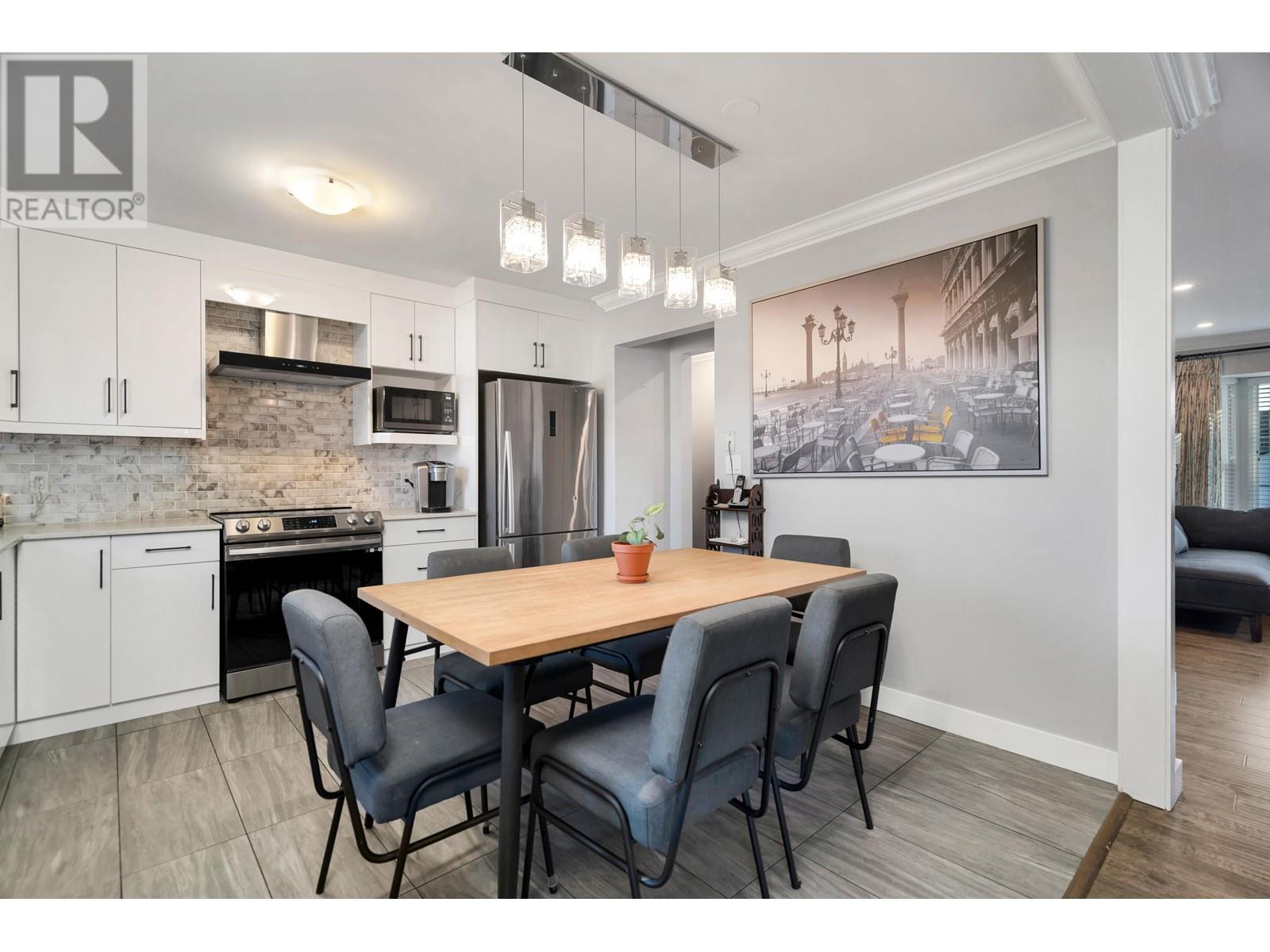 23071 121 A Avenue, Maple Ridge, British Columbia  V2X 0B7 - Photo 4 - R2823497