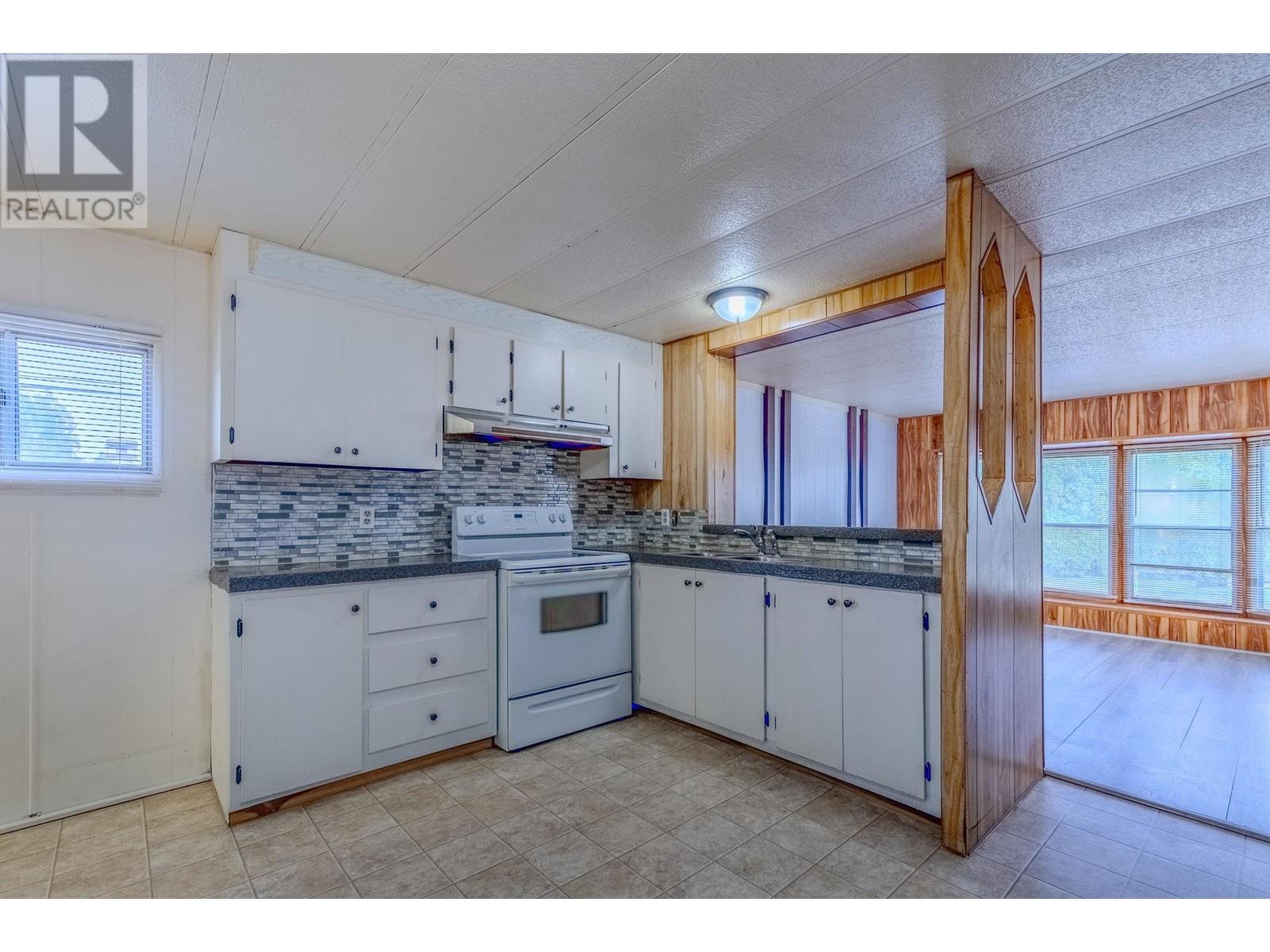 17 21163 Lougheed Highway, Maple Ridge, British Columbia  V2X 2R4 - Photo 8 - R2824013
