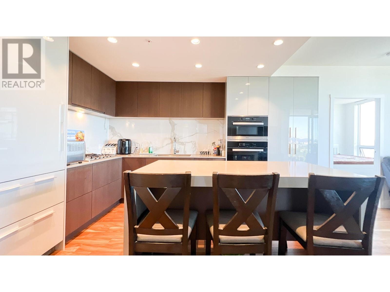 1904 1632 Lions Gate Lane, North Vancouver, British Columbia  V7P 3B4 - Photo 6 - R2823090