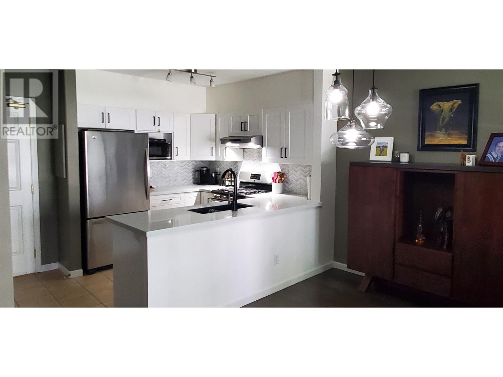 306 3629 Deercrest Drive, North Vancouver, British Columbia  V7G 2S9 - Photo 9 - R2824519