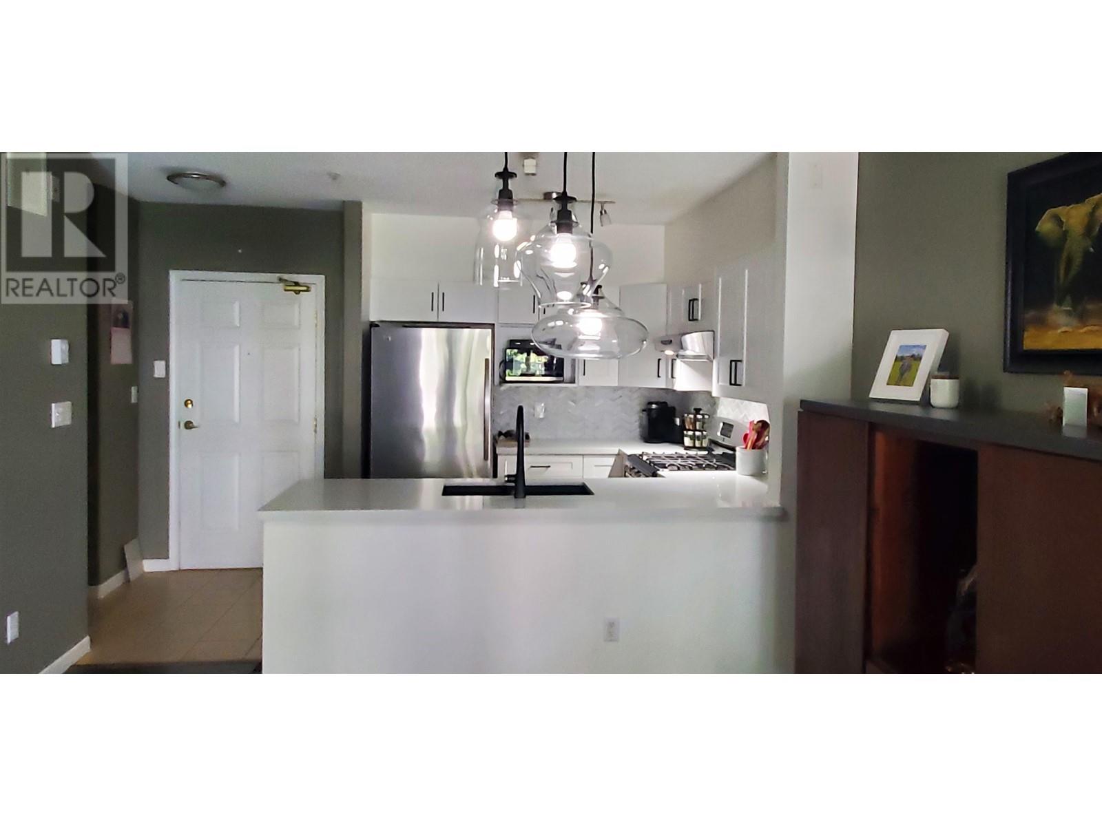 306 3629 Deercrest Drive, North Vancouver, British Columbia  V7G 2S9 - Photo 8 - R2824519