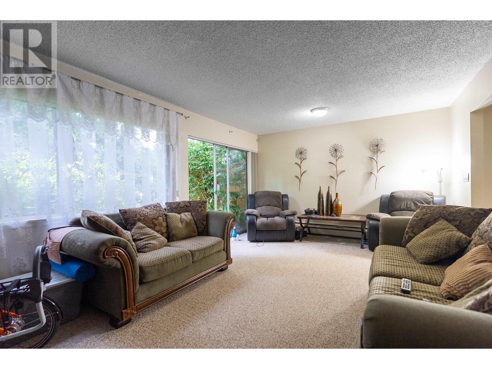 2745 Westview Drive, North Vancouver, British Columbia  V7N 3X9 - Photo 10 - R2824549