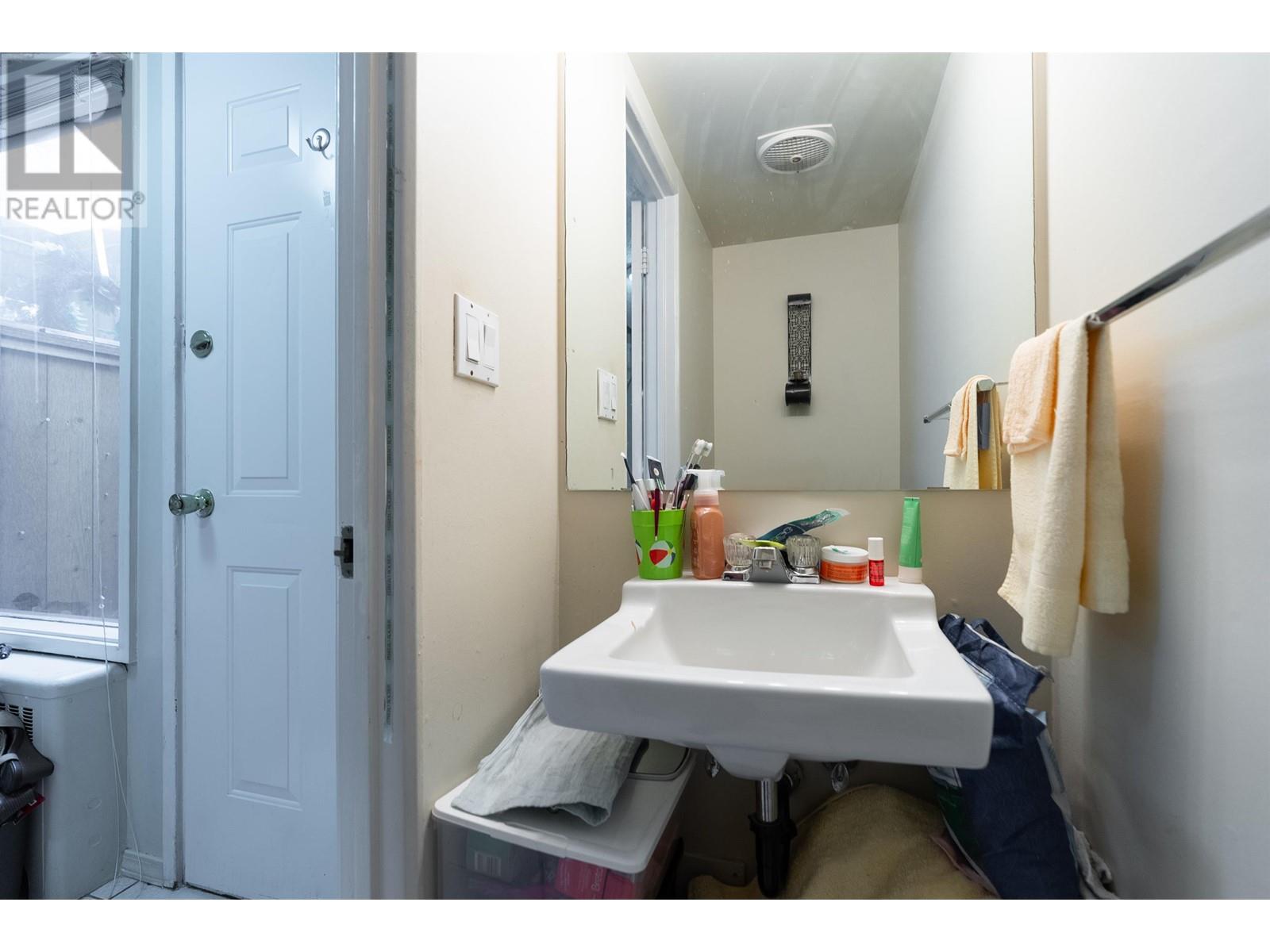 2745 Westview Drive, North Vancouver, British Columbia  V7N 3X9 - Photo 34 - R2824549