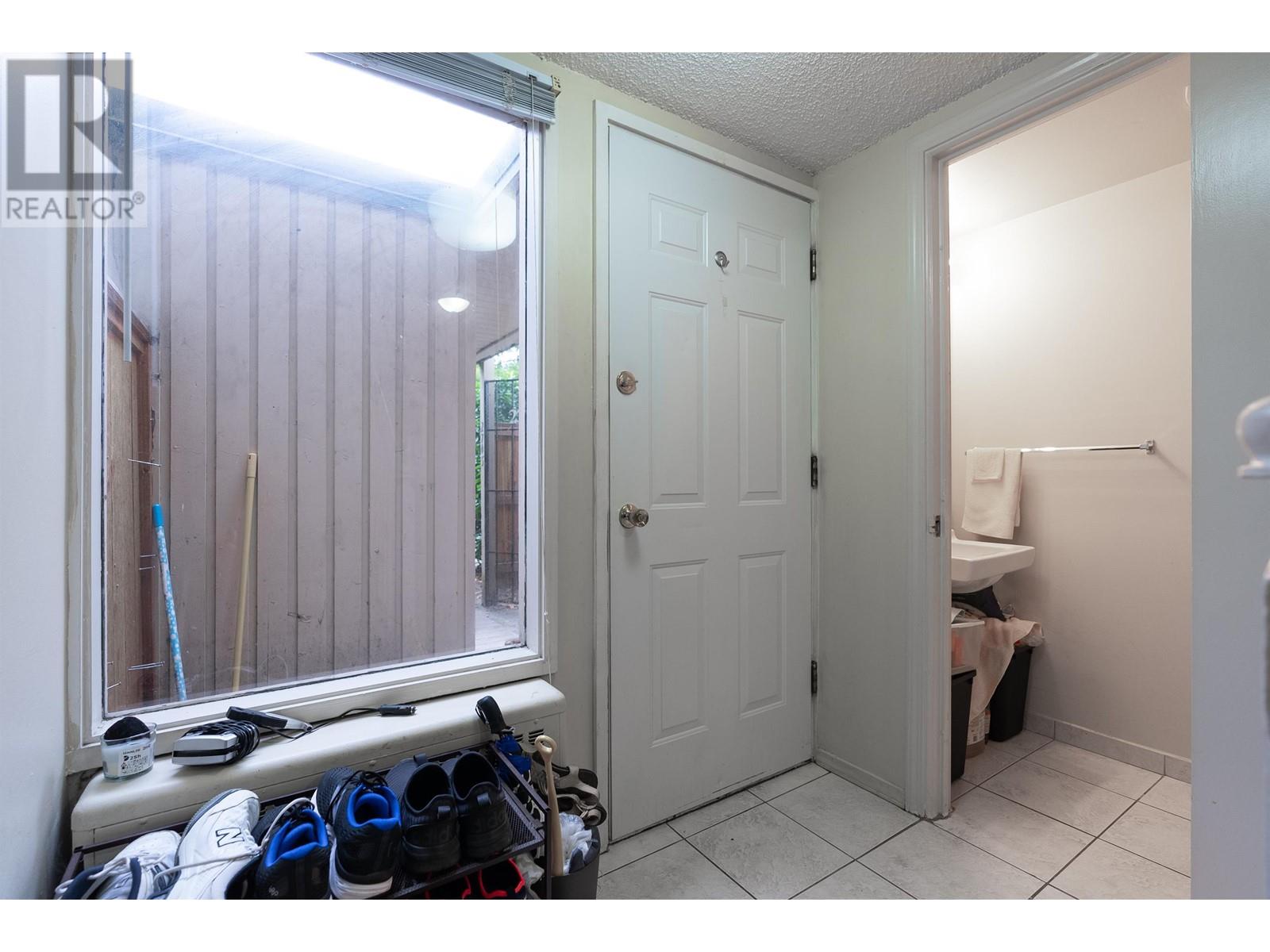 2745 Westview Drive, North Vancouver, British Columbia  V7N 3X9 - Photo 37 - R2824549