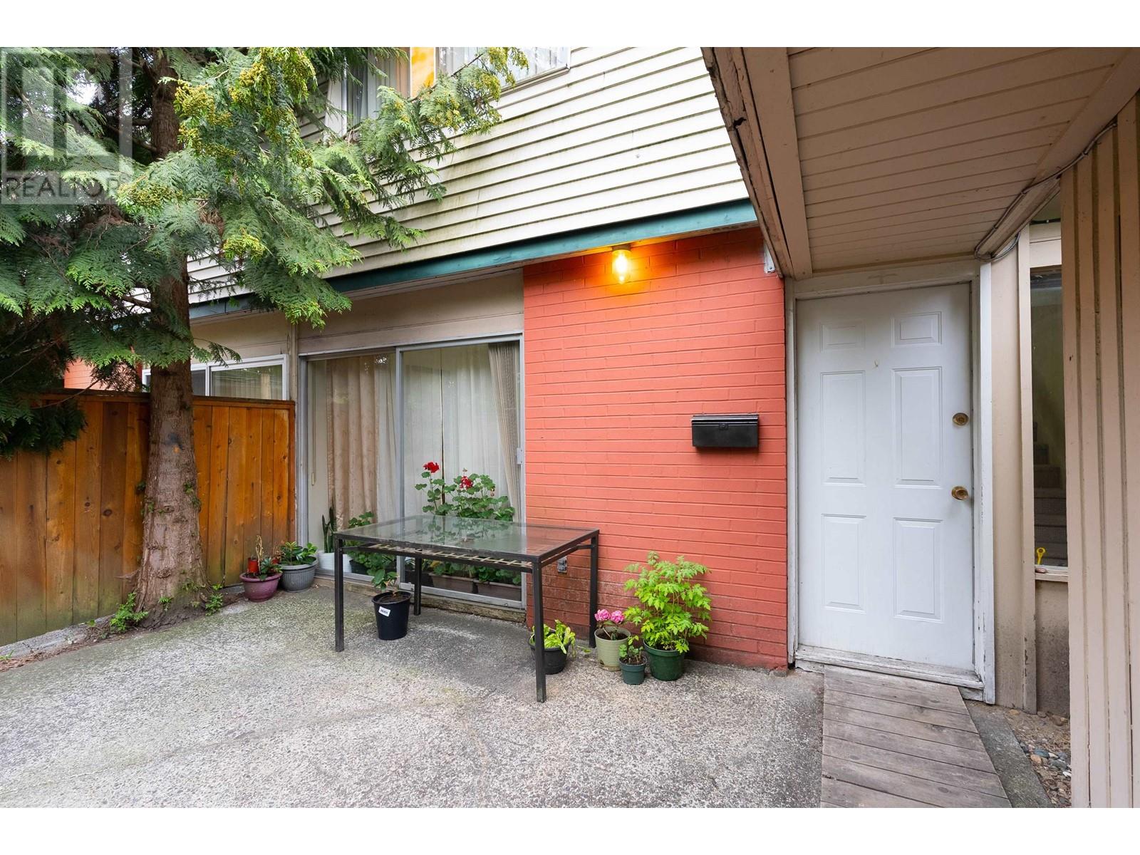 2745 Westview Drive, North Vancouver, British Columbia  V7N 3X9 - Photo 5 - R2824549