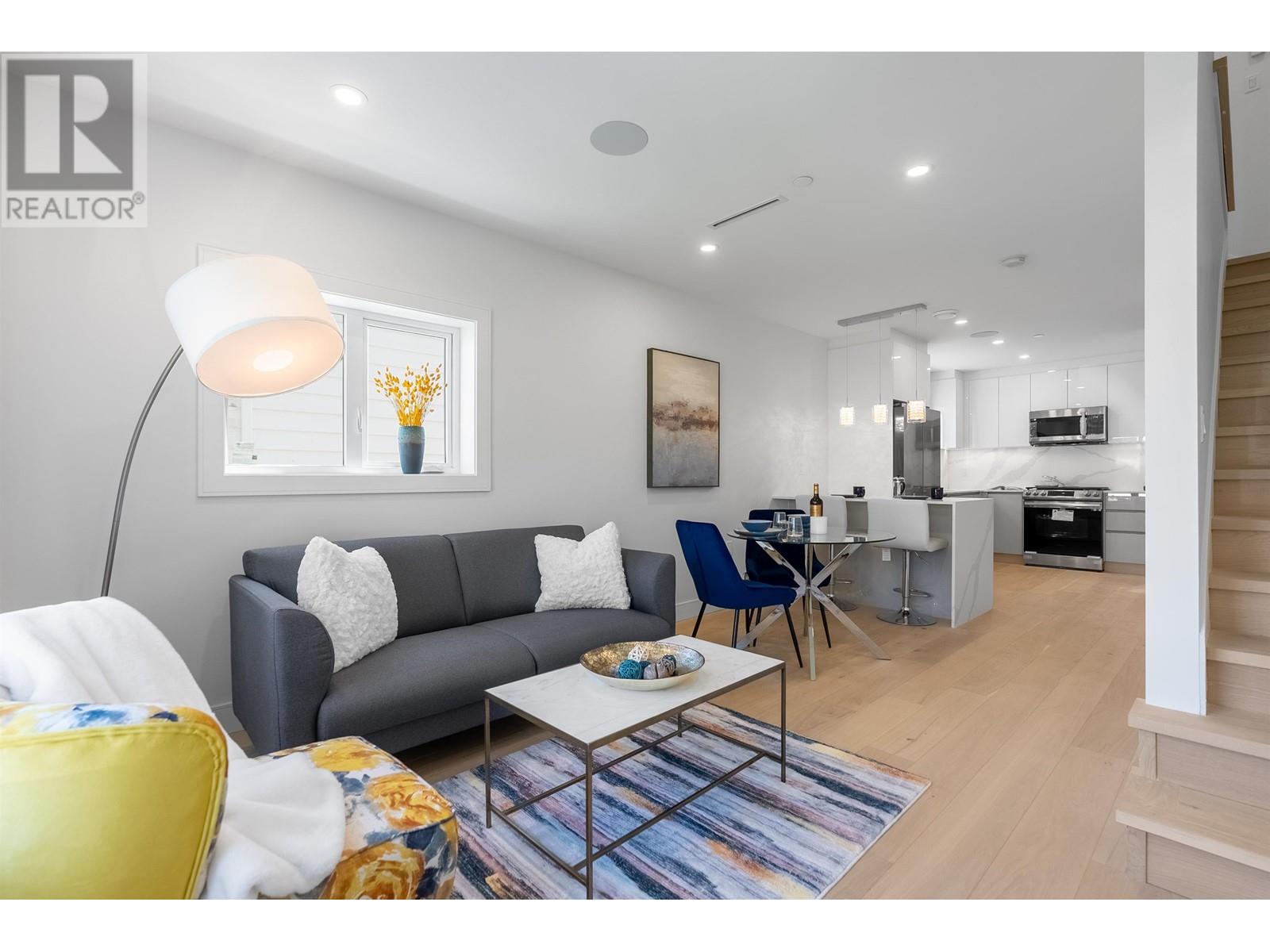 814 E 51st Avenue, Vancouver, British Columbia  V5X 1E5 - Photo 1 - R2824556