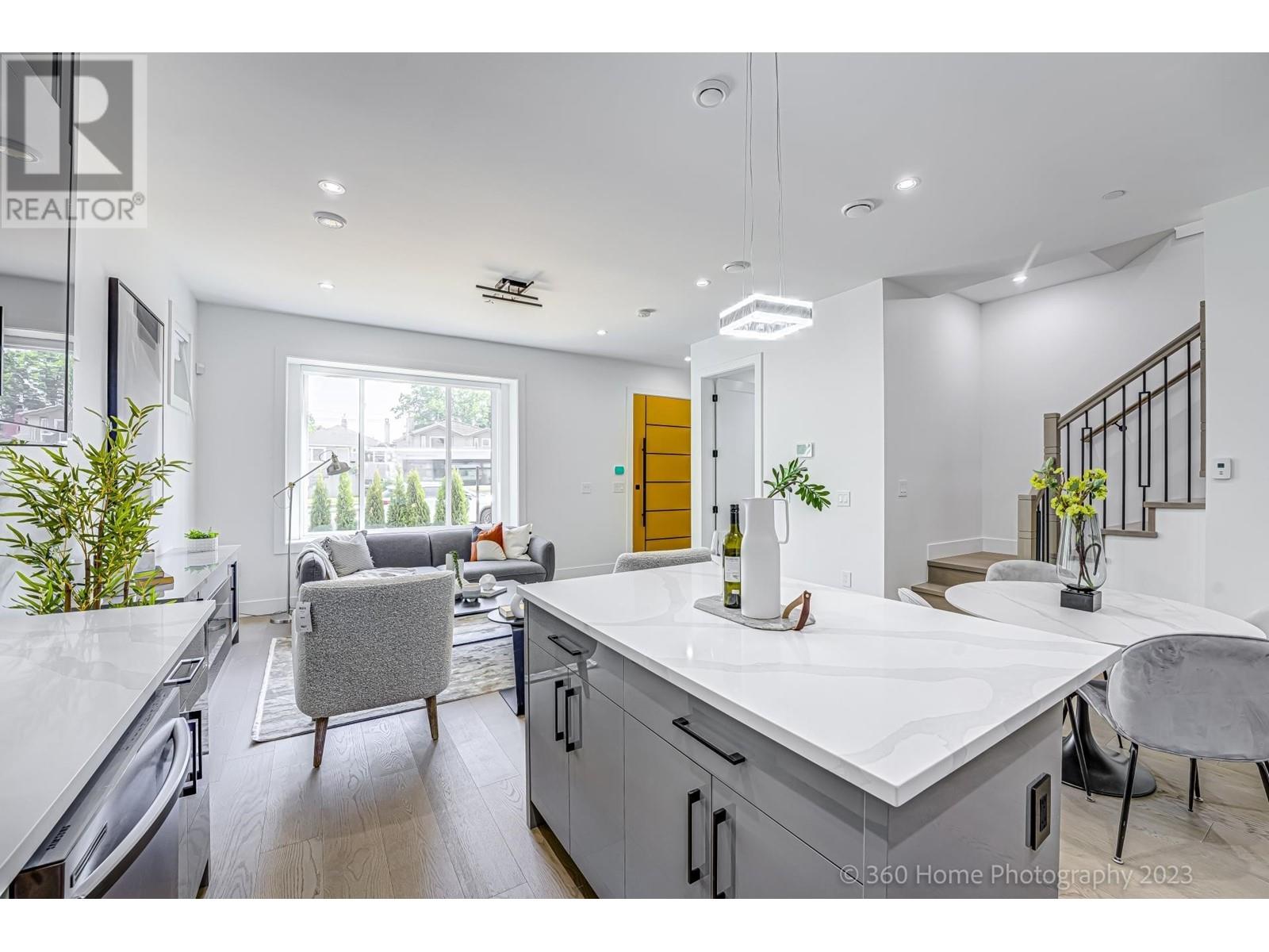 2829 Mcgill Street, Vancouver, British Columbia  V5K 1H7 - Photo 4 - R2824575
