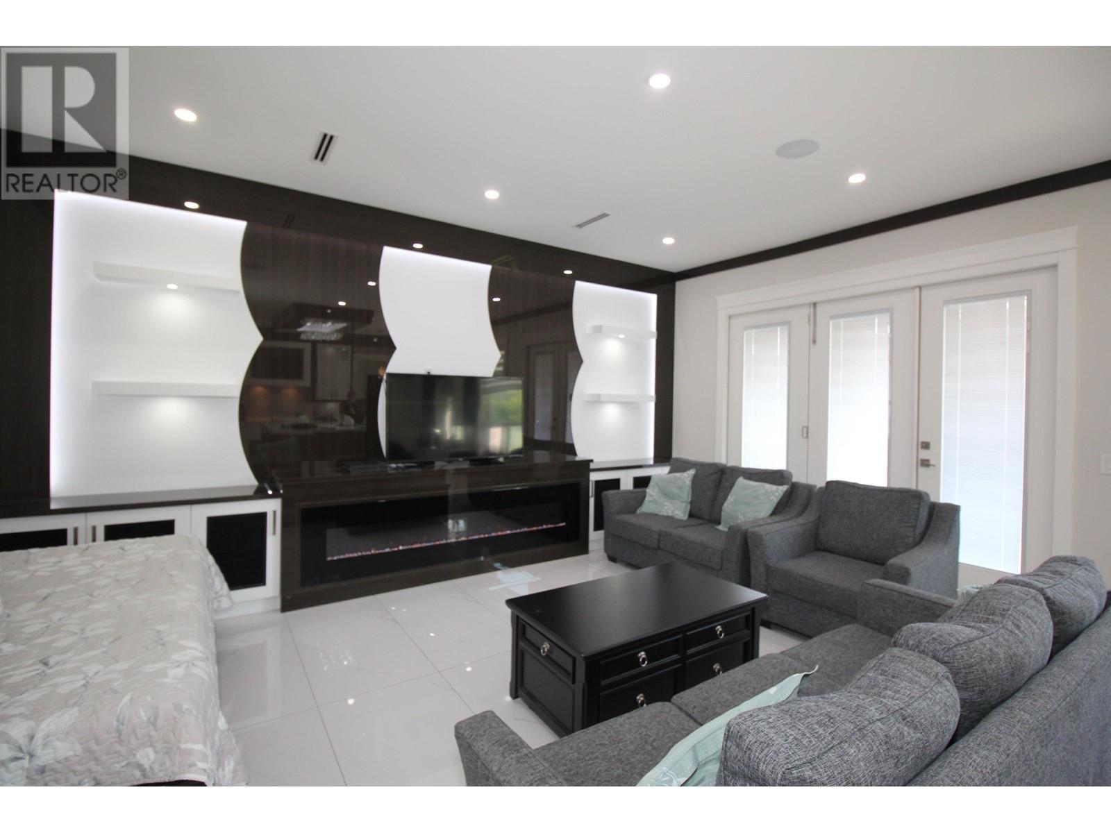 10431 Seaham Crescent, Richmond, British Columbia  V7A 3Y4 - Photo 4 - R2824566