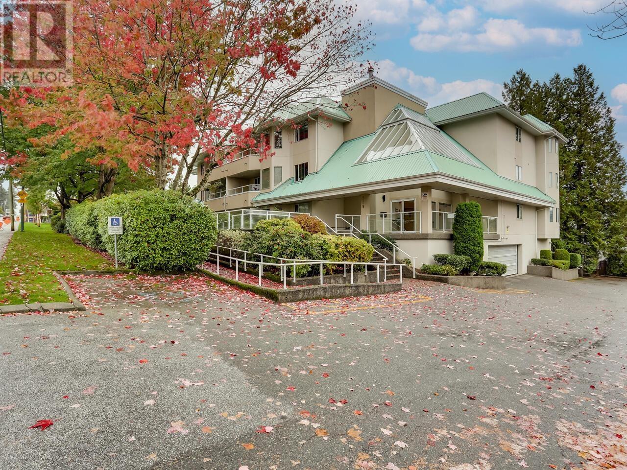 305 558 Rochester Avenue, Coquitlam, British Columbia  V3K 2T9 - Photo 2 - R2824380