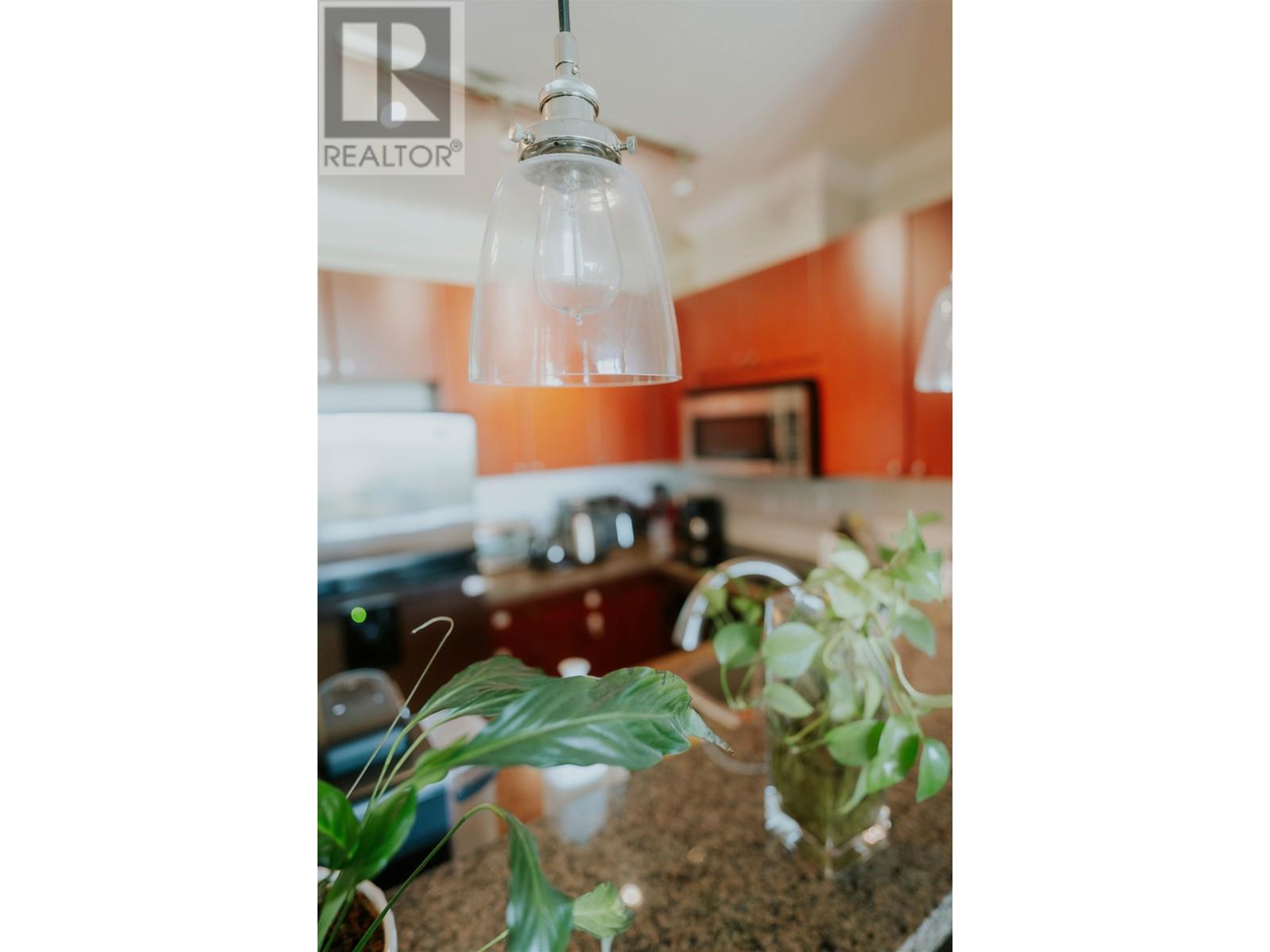 1401 11 E Royal Avenue, New Westminster, British Columbia  V3L 0A8 - Photo 11 - R2824573