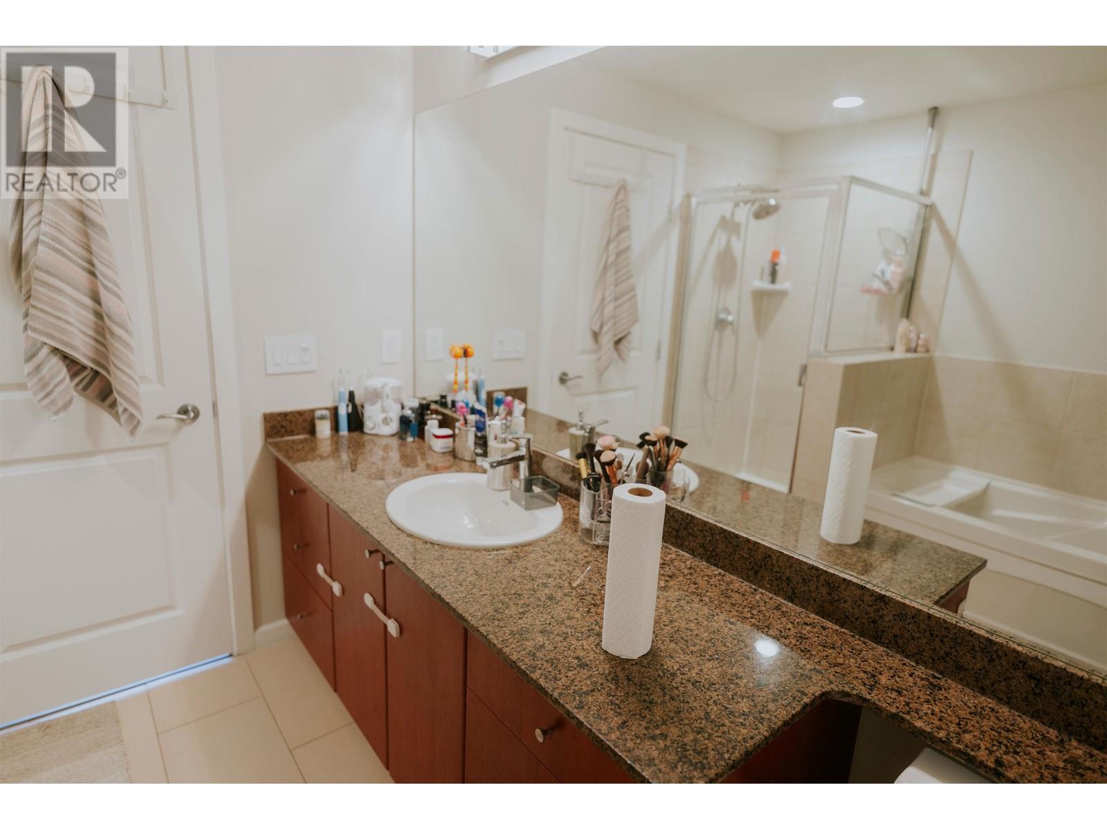 1401 11 E Royal Avenue, New Westminster, British Columbia  V3L 0A8 - Photo 16 - R2824573