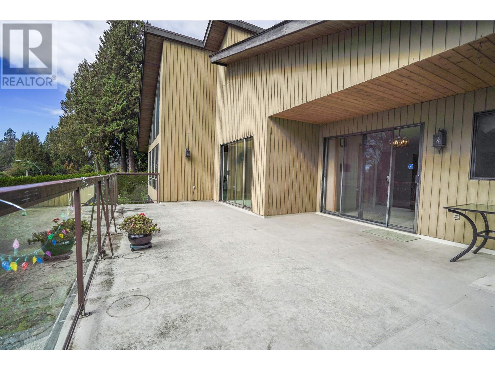 1335 Palmerston Avenue, West Vancouver, British Columbia  V7T 2H8 - Photo 13 - R2823852