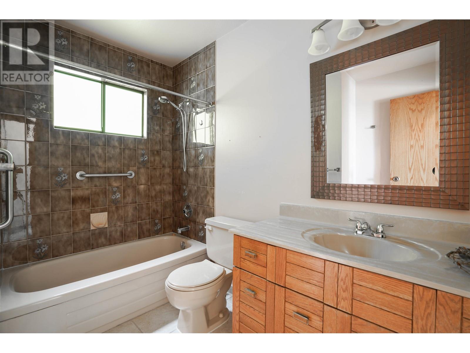 1335 Palmerston Avenue, West Vancouver, British Columbia  V7T 2H8 - Photo 17 - R2823852