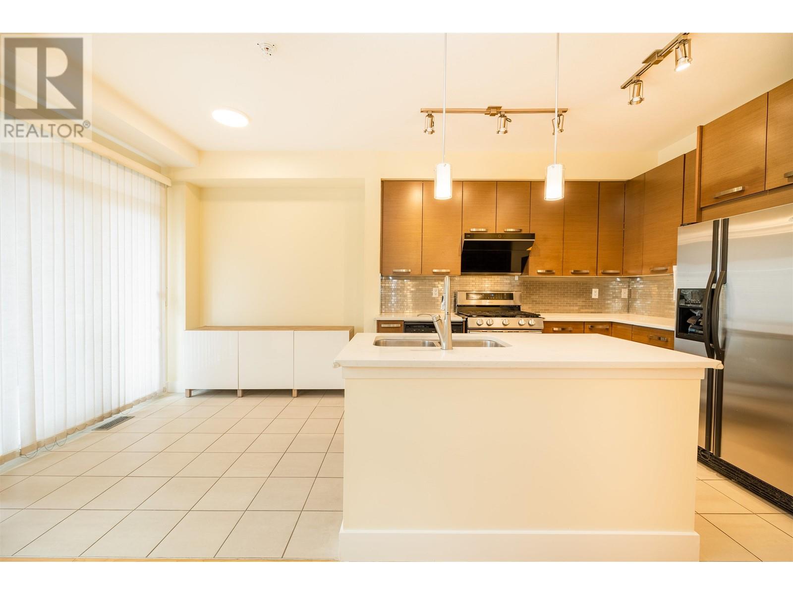 959 W 59th Avenue, Vancouver, British Columbia  V6P 1X8 - Photo 11 - R2824433