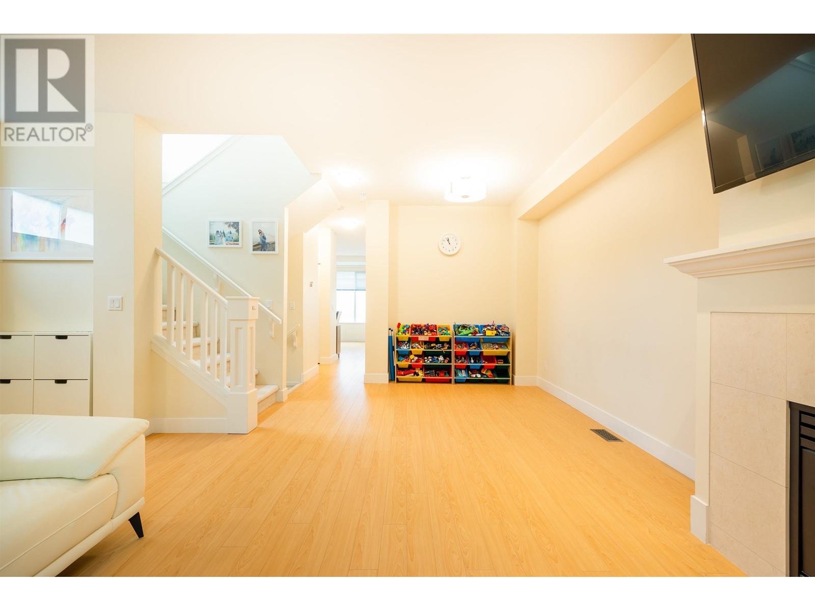 959 W 59th Avenue, Vancouver, British Columbia  V6P 1X8 - Photo 8 - R2824433