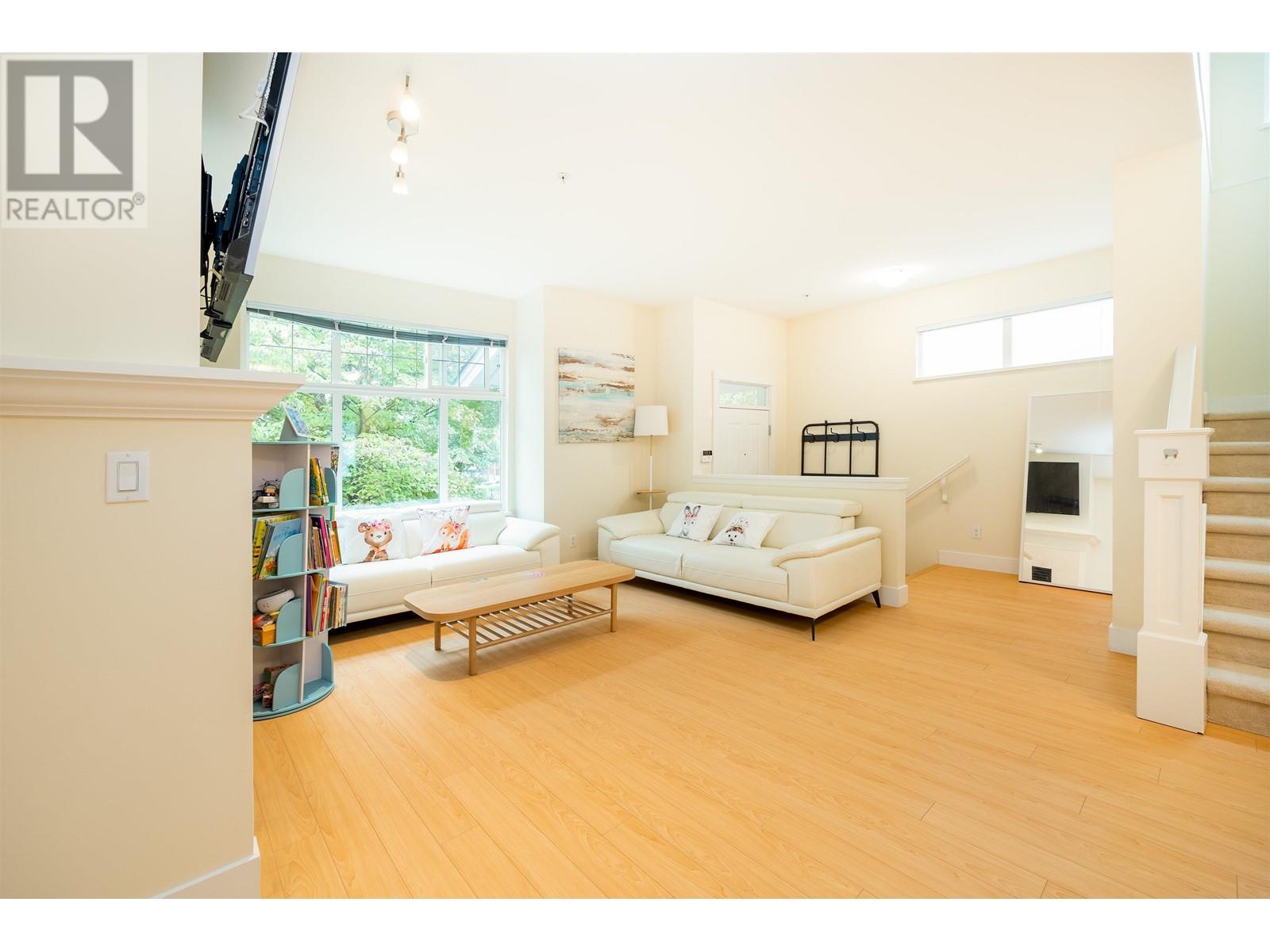 959 W 59th Avenue, Vancouver, British Columbia  V6P 1X8 - Photo 4 - R2824433