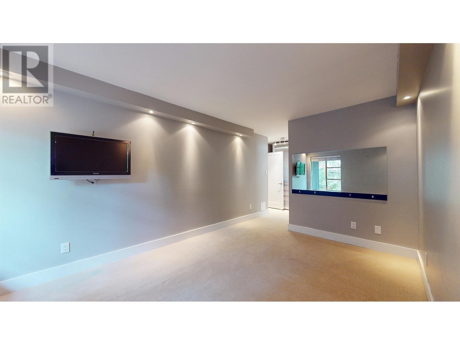 807 3050 Hillcrest Drive, Whistler, British Columbia  V8E 0T8 - Photo 14 - R2821442