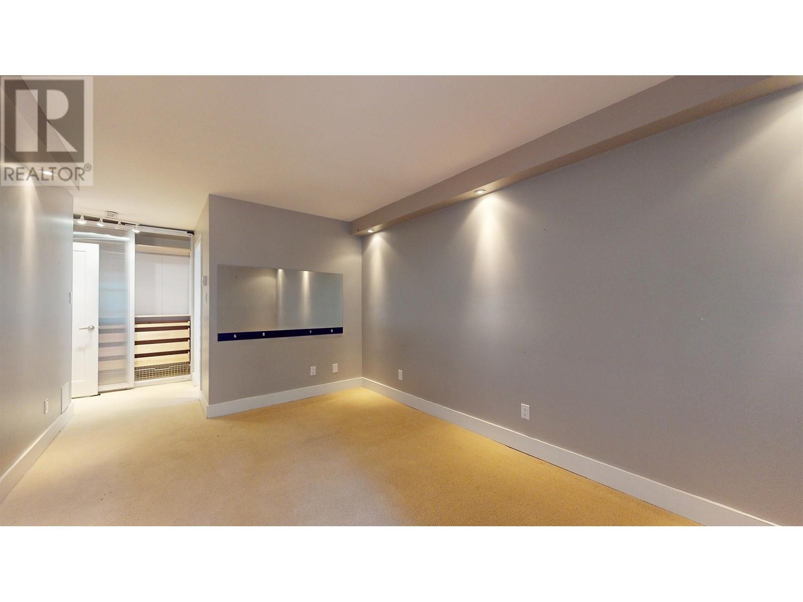 807 3050 Hillcrest Drive, Whistler, British Columbia  V8E 0T8 - Photo 16 - R2821442