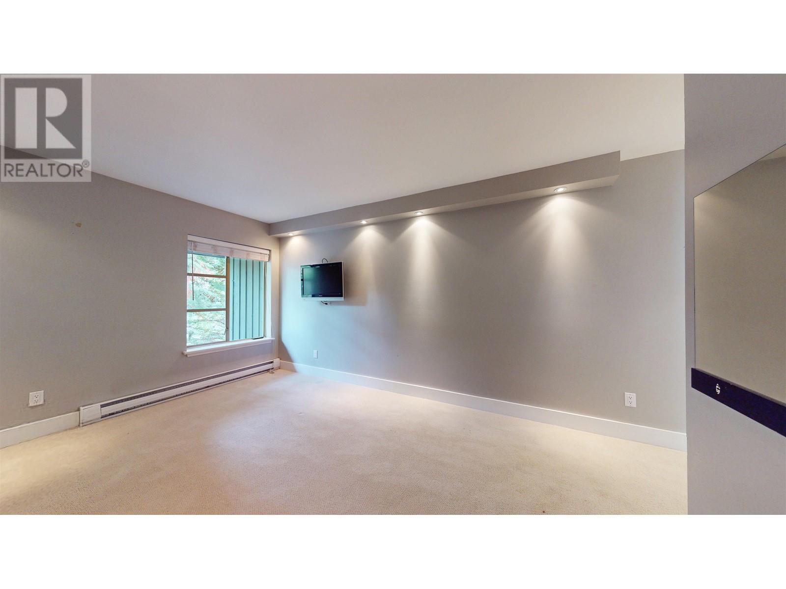 807 3050 Hillcrest Drive, Whistler, British Columbia  V8E 0T8 - Photo 13 - R2821442