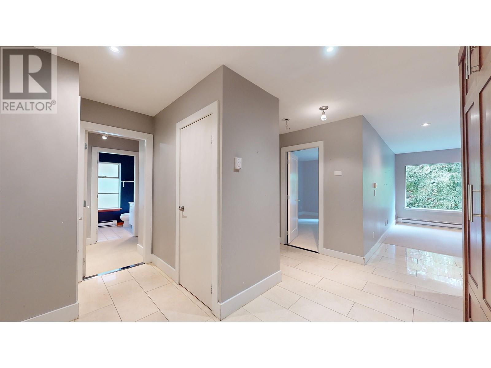 807 3050 Hillcrest Drive, Whistler, British Columbia  V8E 0T8 - Photo 24 - R2821442
