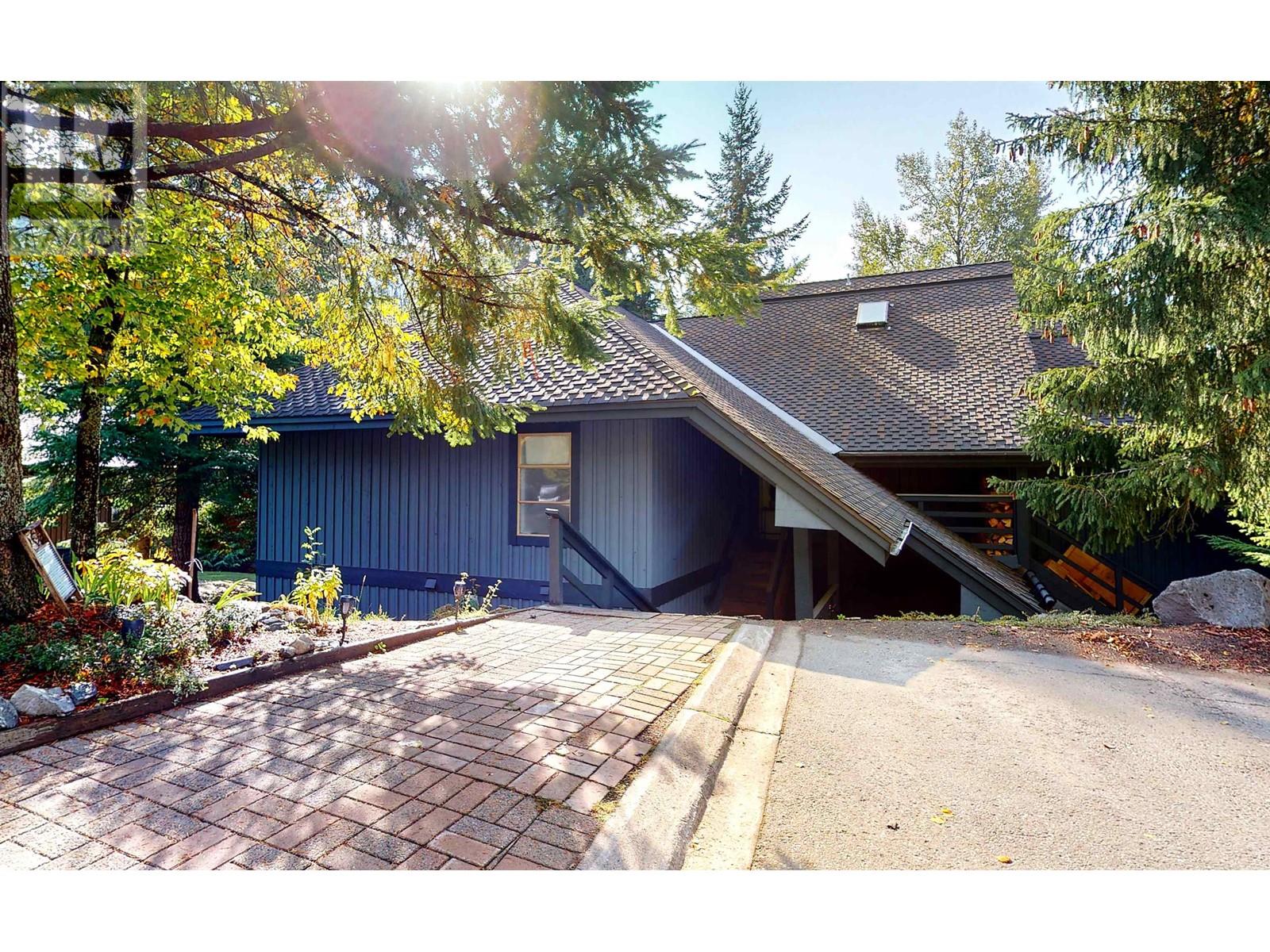807 3050 Hillcrest Drive, Whistler, British Columbia  V8E 0T8 - Photo 30 - R2821442