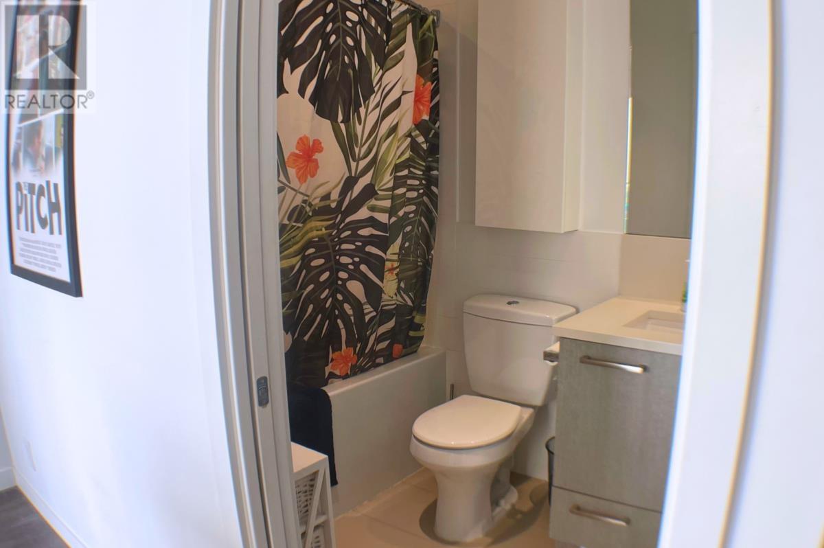 Ph4 955 E Hastings Street, Vancouver, British Columbia  V6A 0G8 - Photo 11 - R2824587