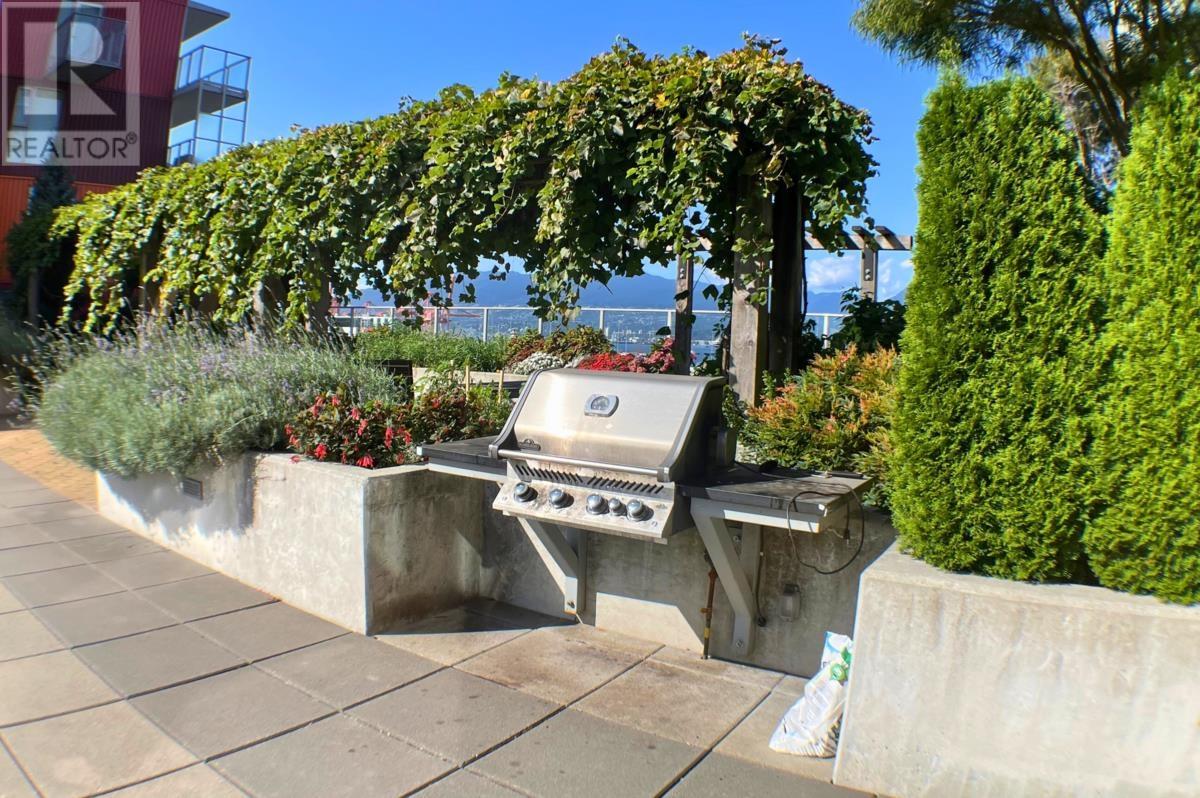 Ph4 955 E Hastings Street, Vancouver, British Columbia  V6A 0G8 - Photo 18 - R2824587