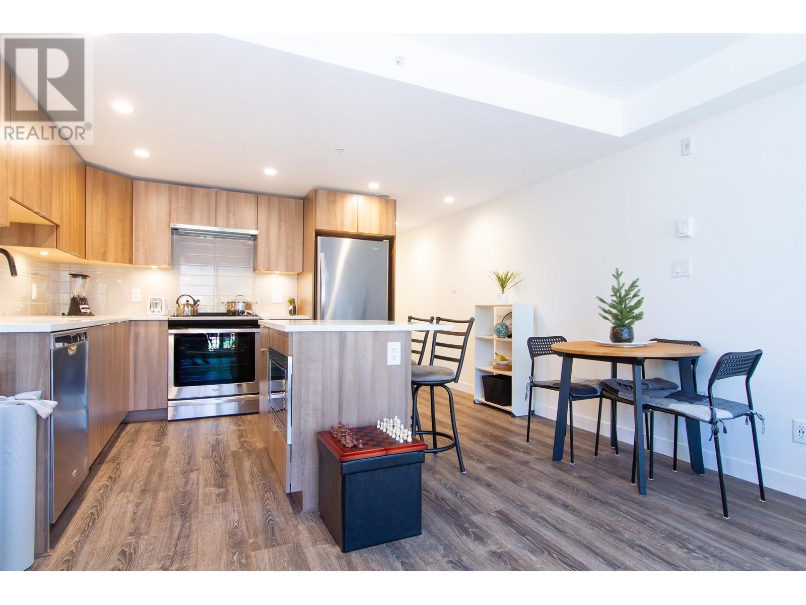 408 1365 Pemberton Avenue, Squamish, British Columbia  V8B 1B7 - Photo 4 - R2824604