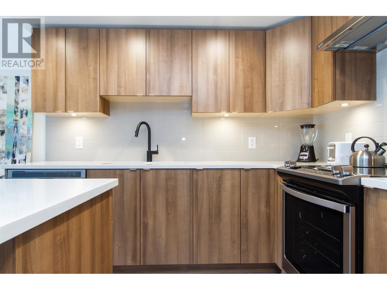 408 1365 Pemberton Avenue, Squamish, British Columbia  V8B 1B7 - Photo 5 - R2824604
