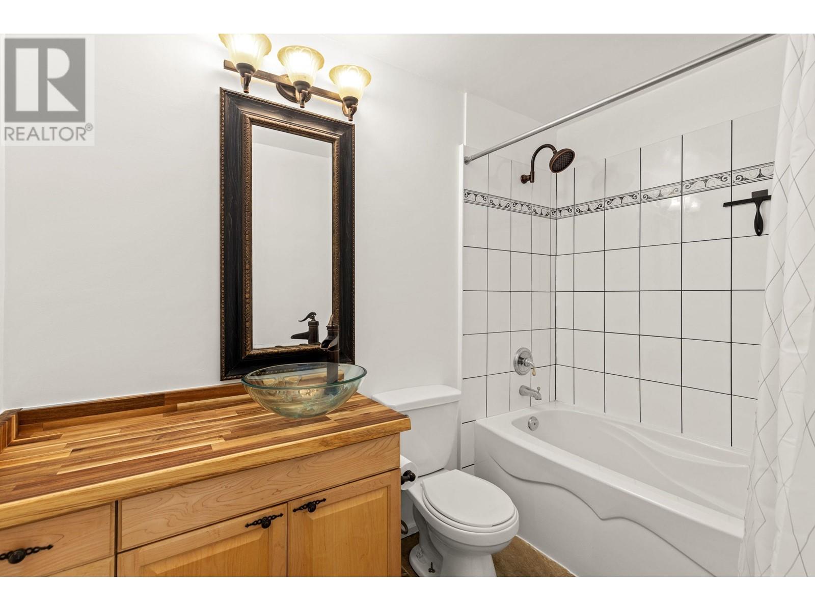13 8003 Timber Lane, Whistler, British Columbia  V8E 1K9 - Photo 18 - R2824612