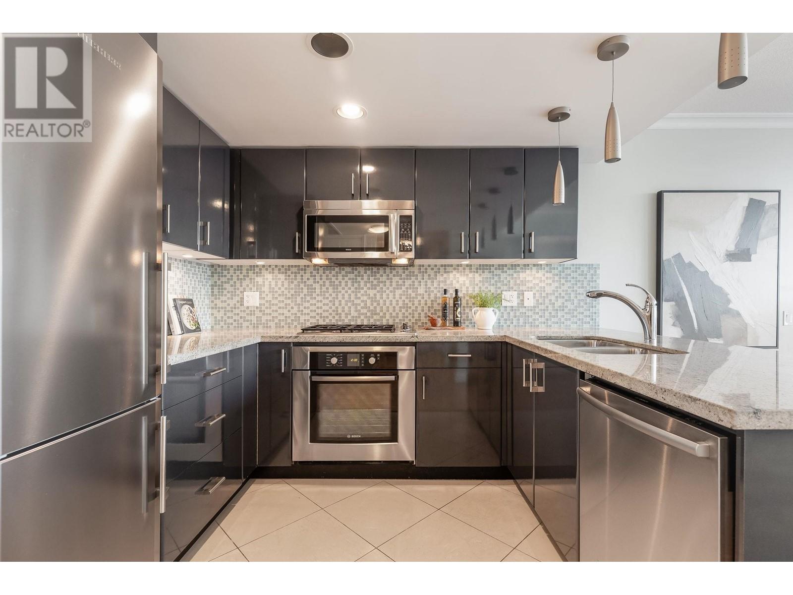 606 133 E Esplanade Street, North Vancouver, British Columbia  V7L 1A1 - Photo 7 - R2824629