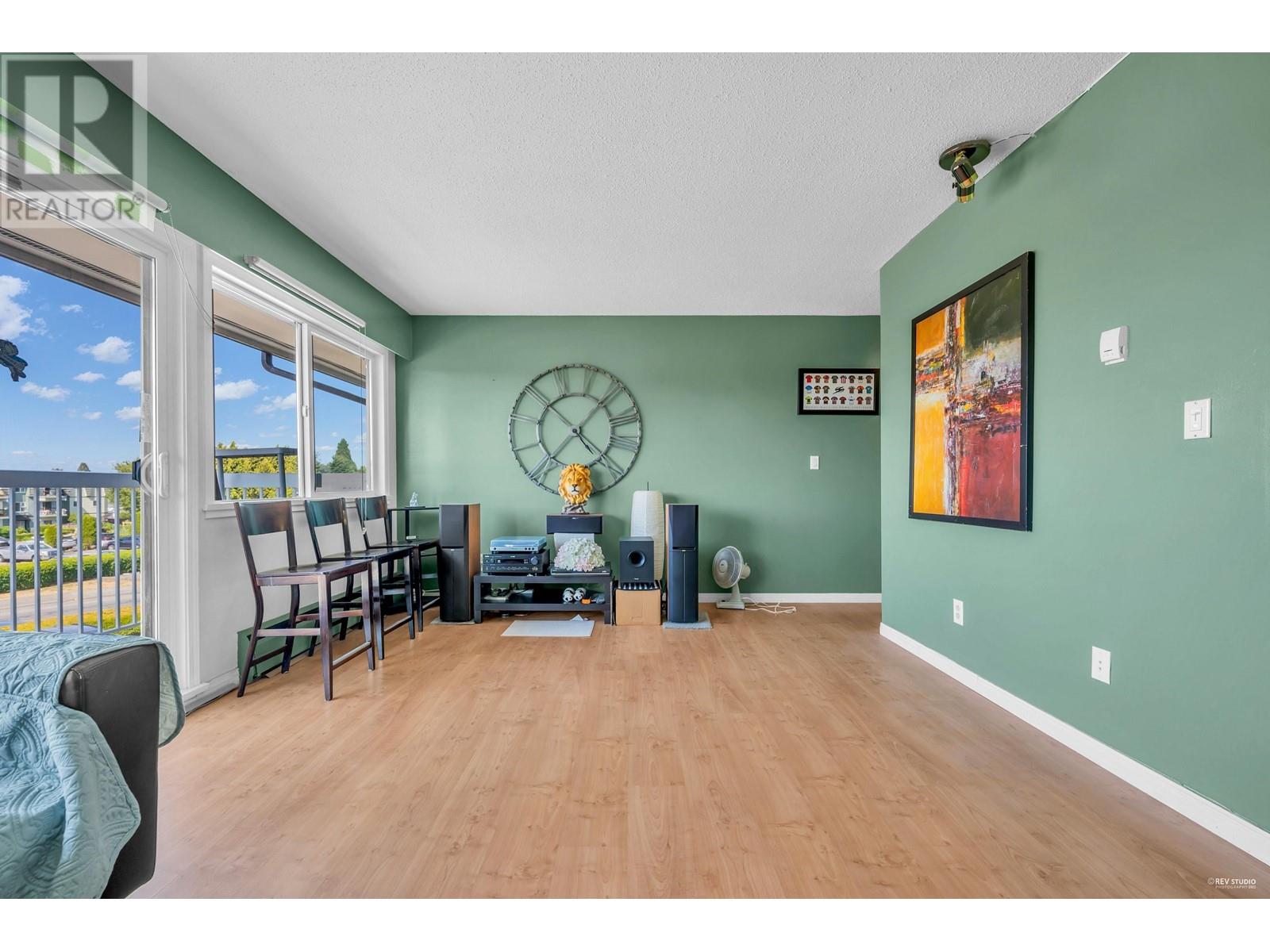 301 8060 Ryan Road, Richmond, British Columbia  V7A 2E5 - Photo 5 - R2824639