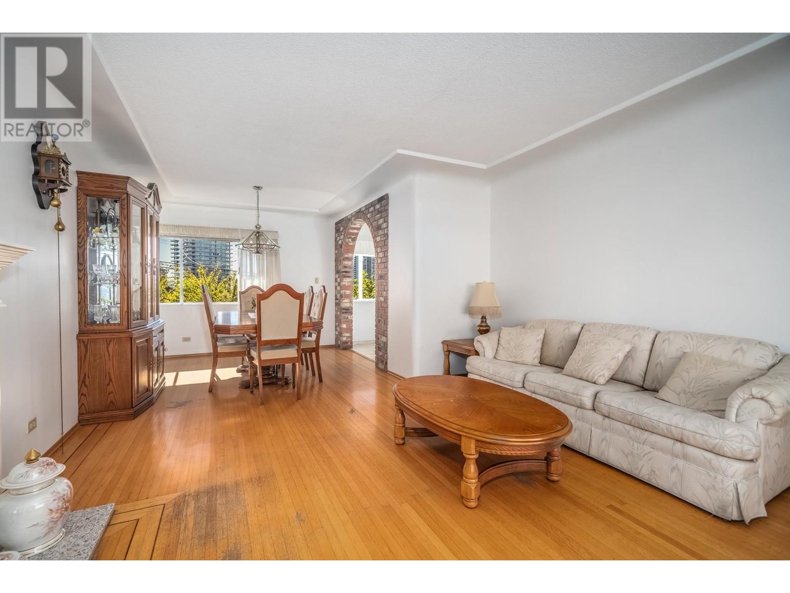 4740 Brentlawn Drive, Burnaby, British Columbia  V5C 3V5 - Photo 7 - R2824625