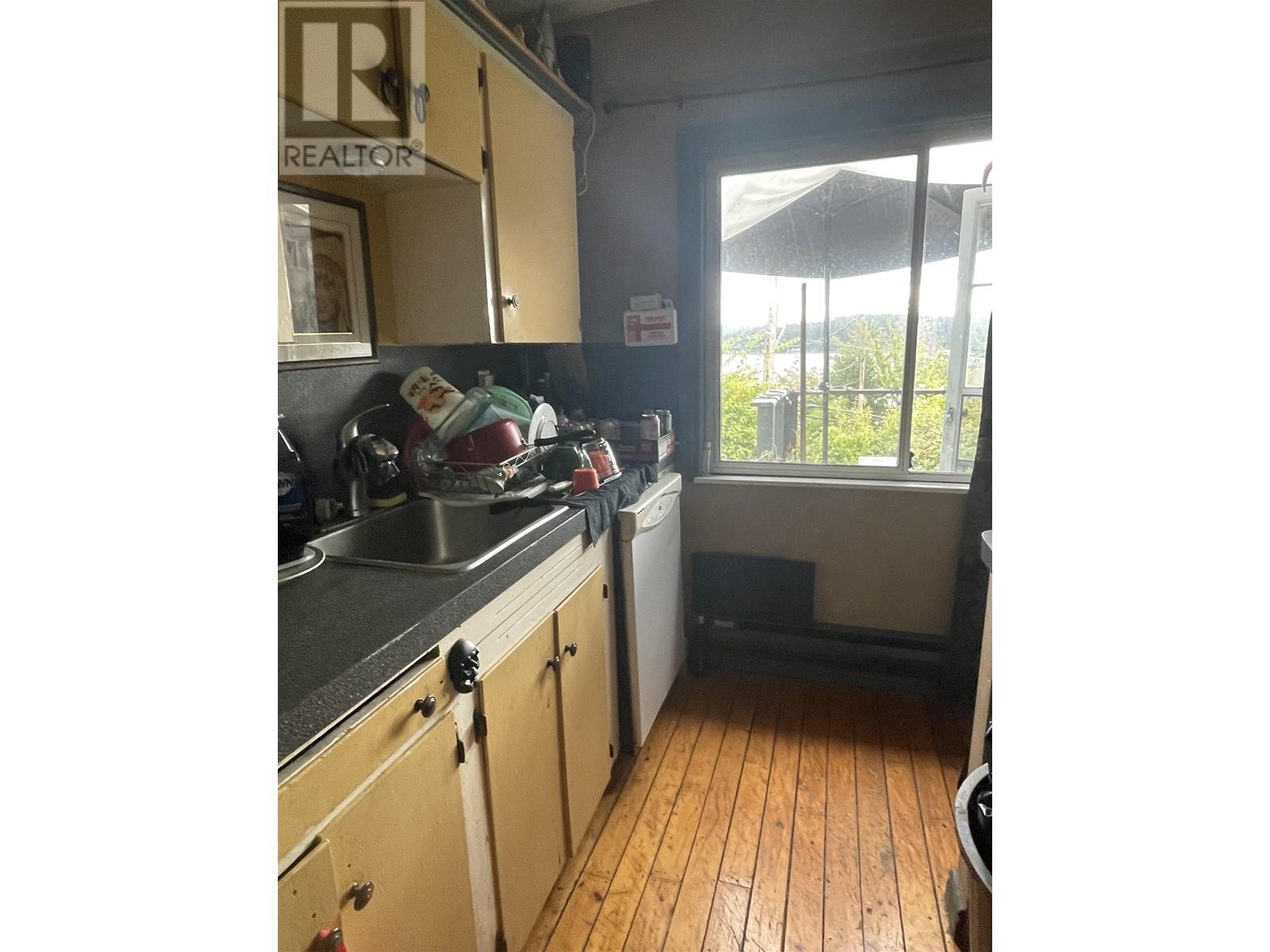 515 S Fletcher Road, Gibsons, British Columbia  V0N 1V0 - Photo 9 - R2824640