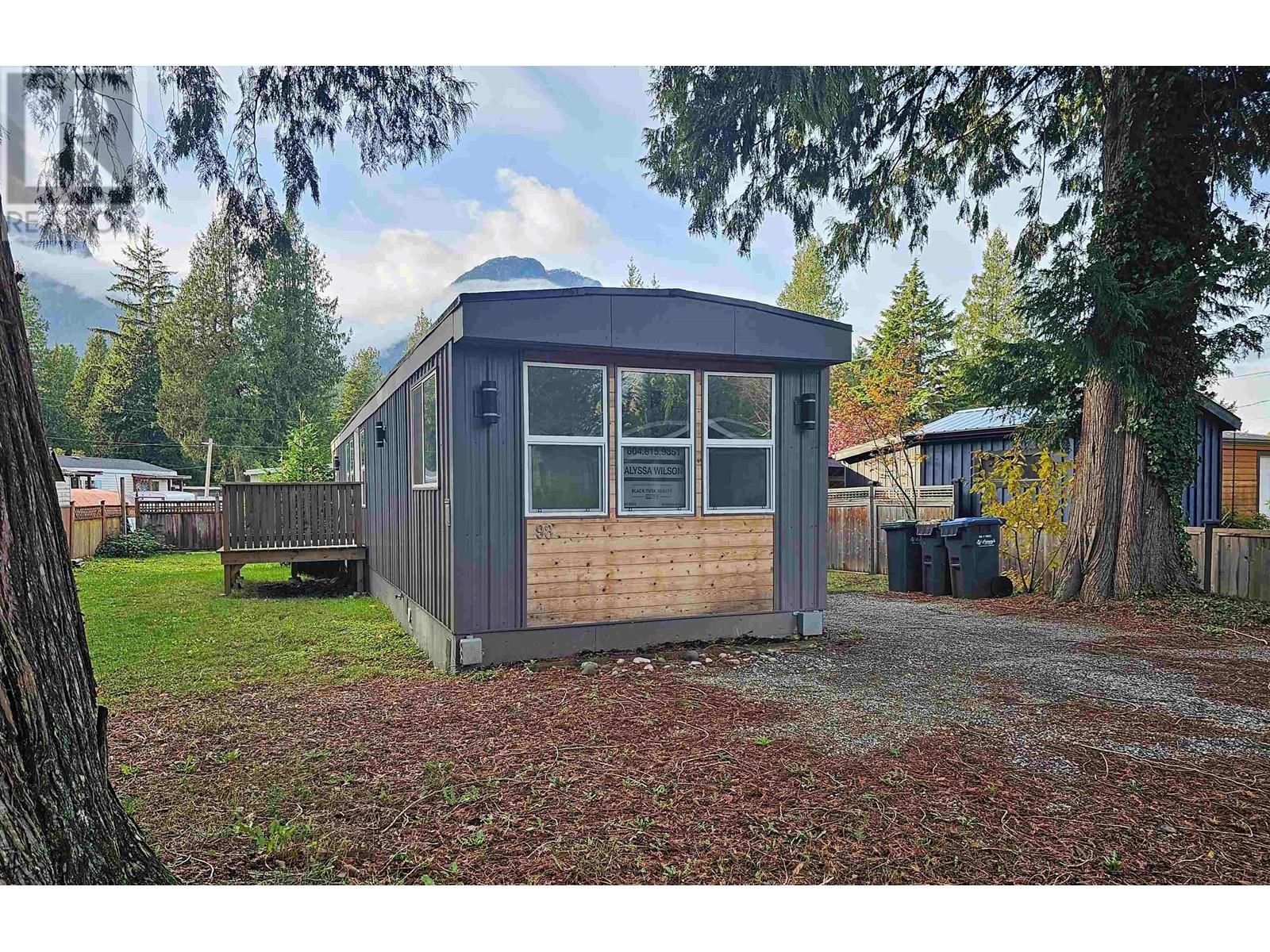 98 1830 MAMQUAM ROAD, squamish, British Columbia