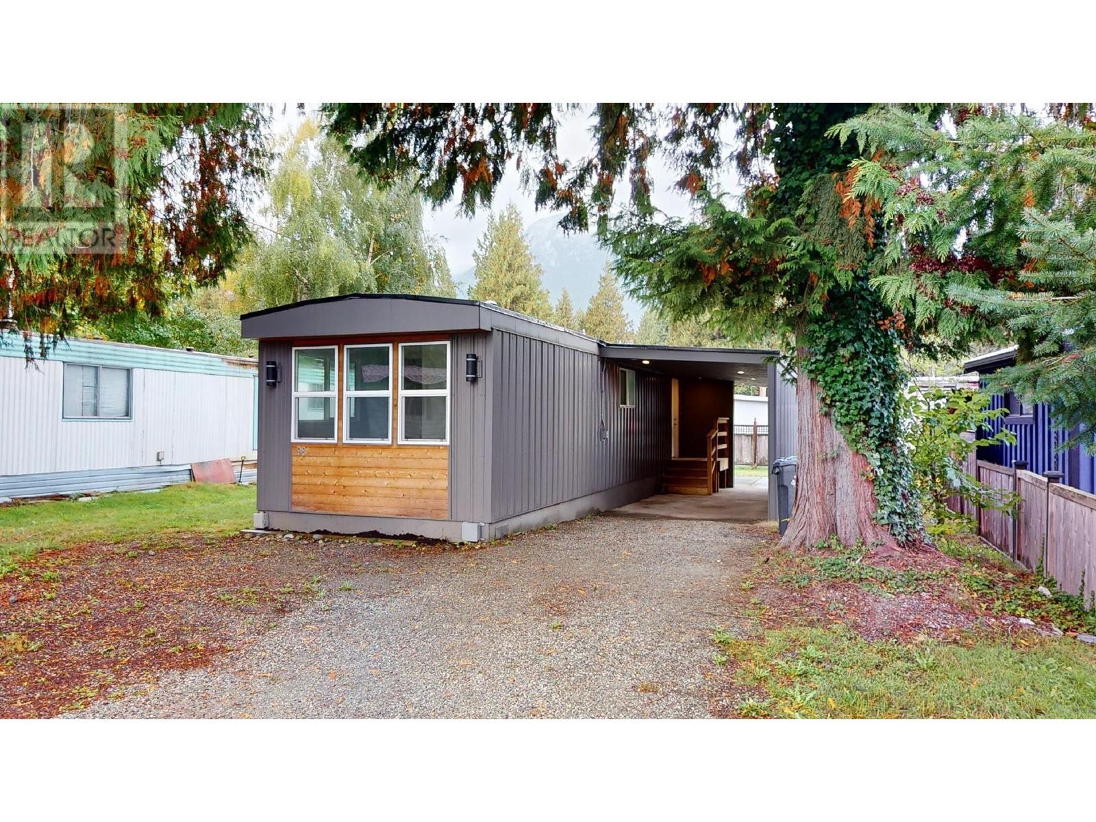 98 1830 Mamquam Road, Squamish, British Columbia  V0N 1T0 - Photo 23 - R2824642
