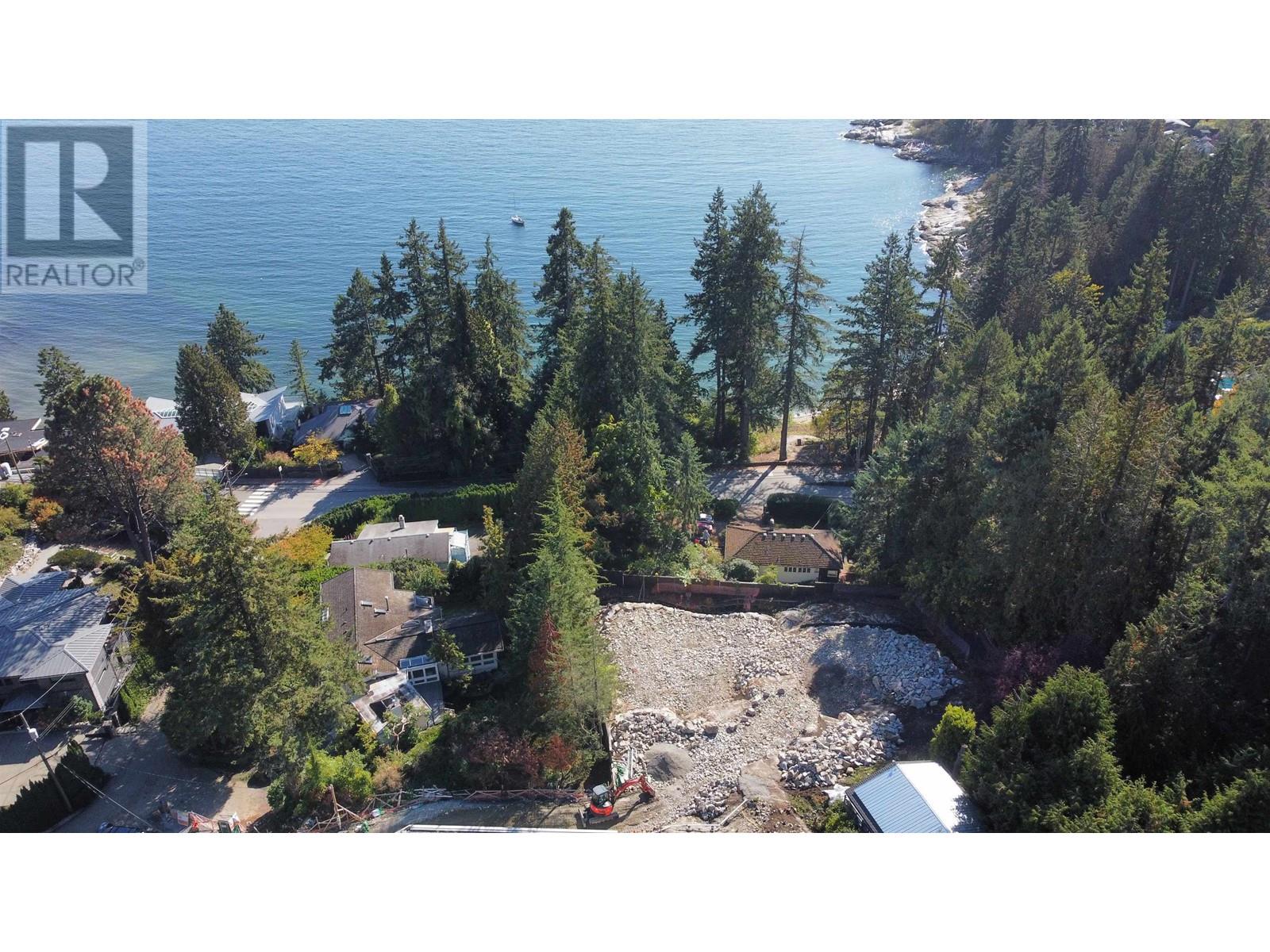 4439 Piccadilly North, West Vancouver, British Columbia  V7W 1C8 - Photo 17 - R2824668