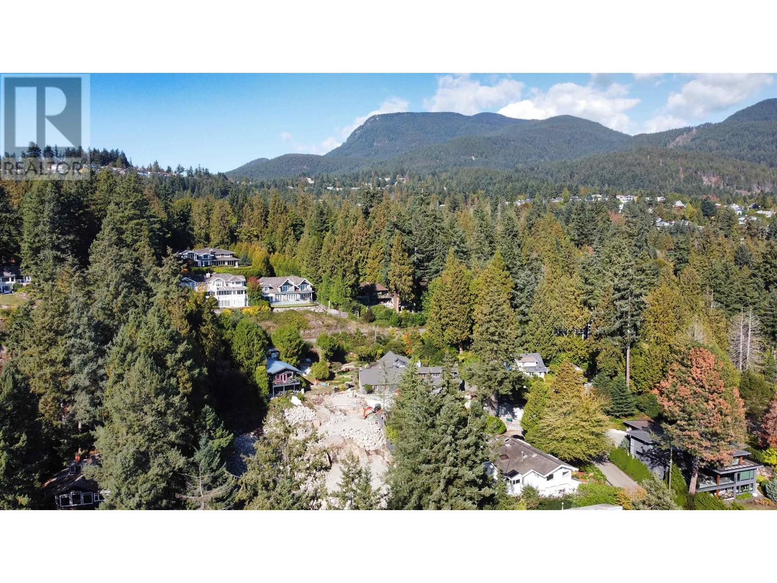 4439 Piccadilly North, West Vancouver, British Columbia  V7W 1C8 - Photo 26 - R2824668