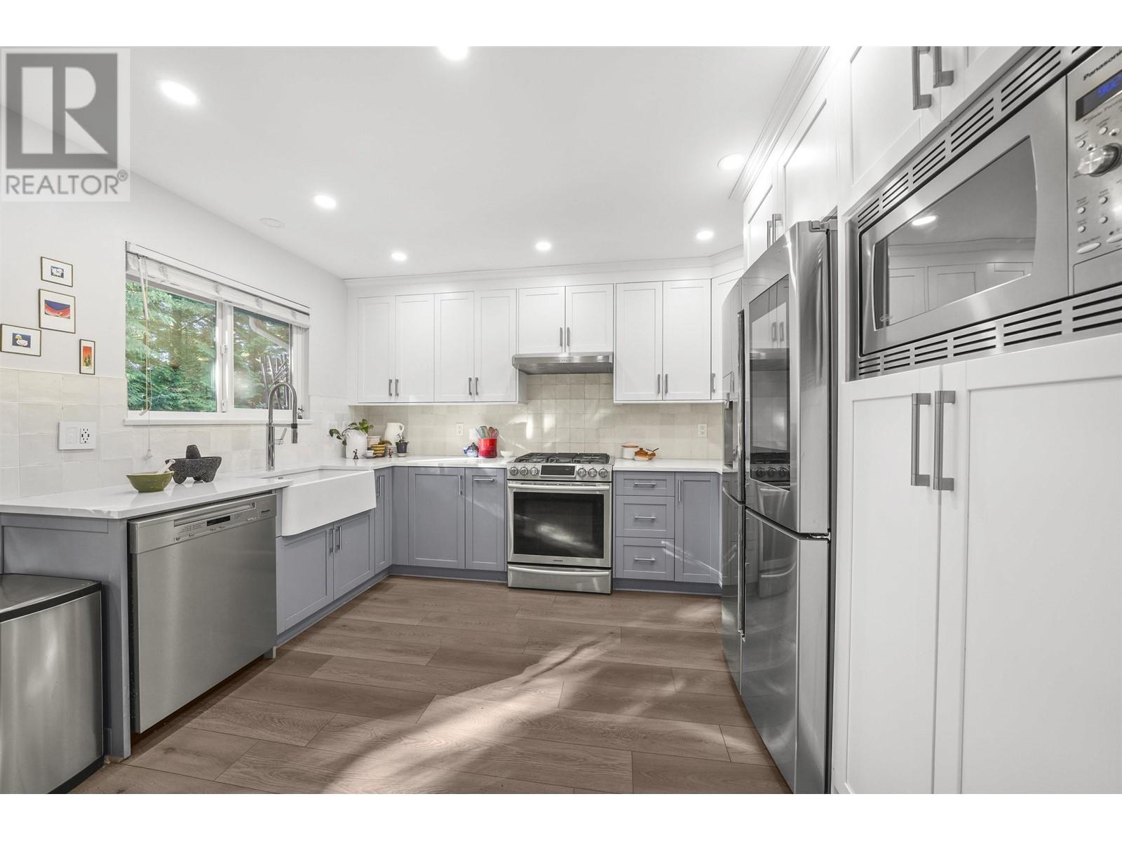 50 101 Parkside Drive, Port Moody, British Columbia  V3H 4W6 - Photo 11 - R2824665