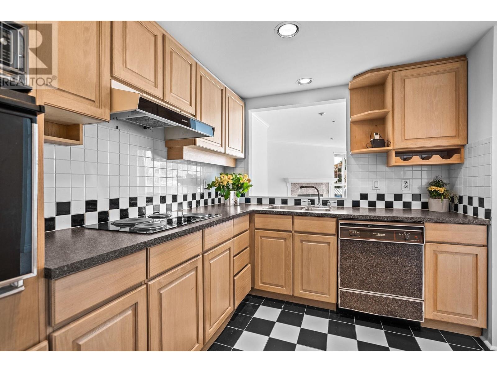 405 1502 Island Park Walk, Vancouver, British Columbia  V6H 3Z8 - Photo 34 - R2824673