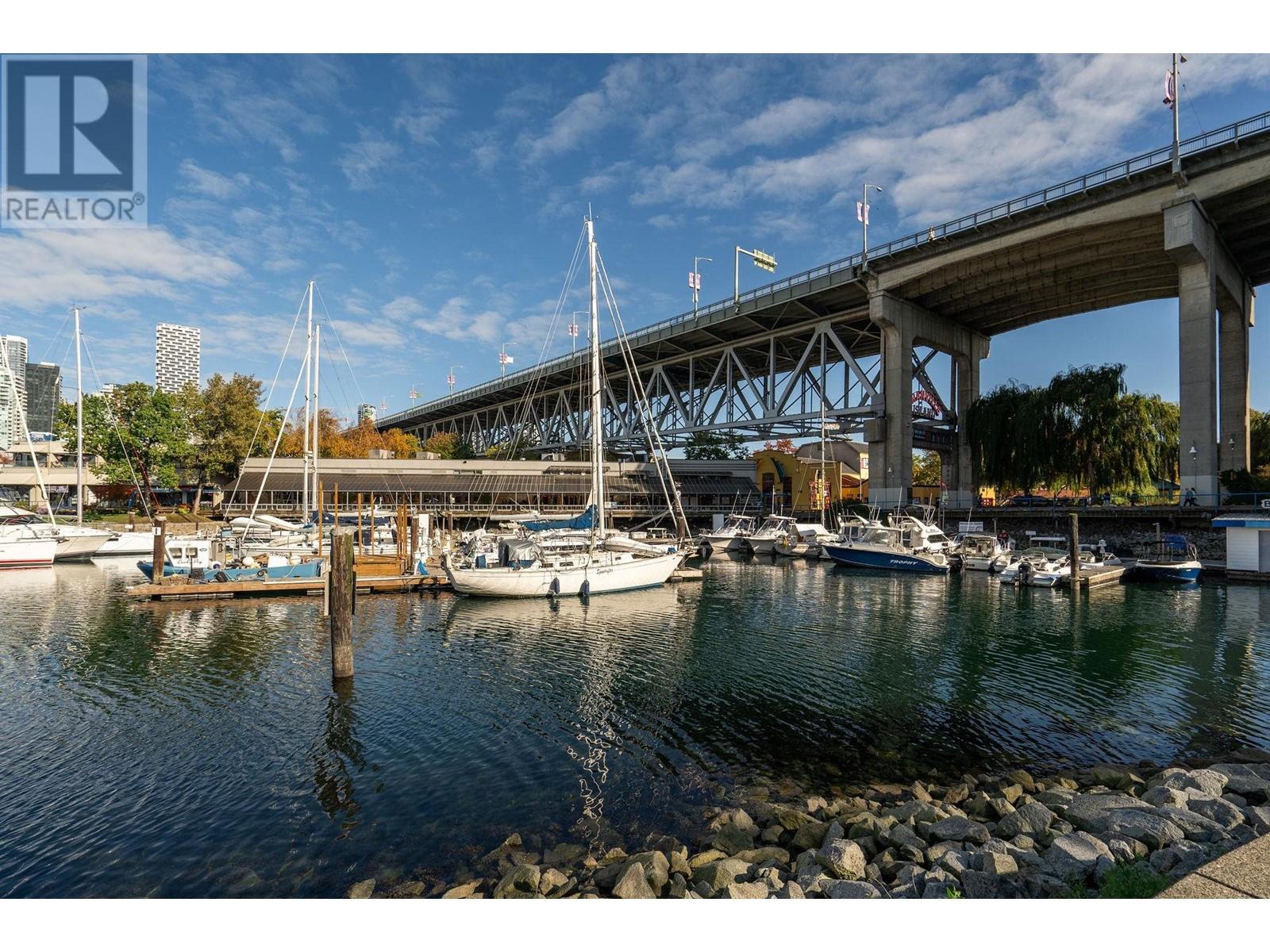 405 1502 Island Park Walk, Vancouver, British Columbia  V6H 3Z8 - Photo 4 - R2824673