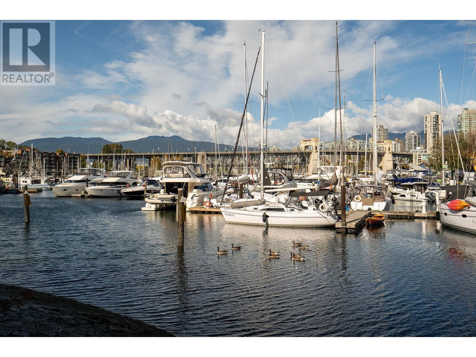 405 1502 Island Park Walk, Vancouver, British Columbia  V6H 3Z8 - Photo 5 - R2824673