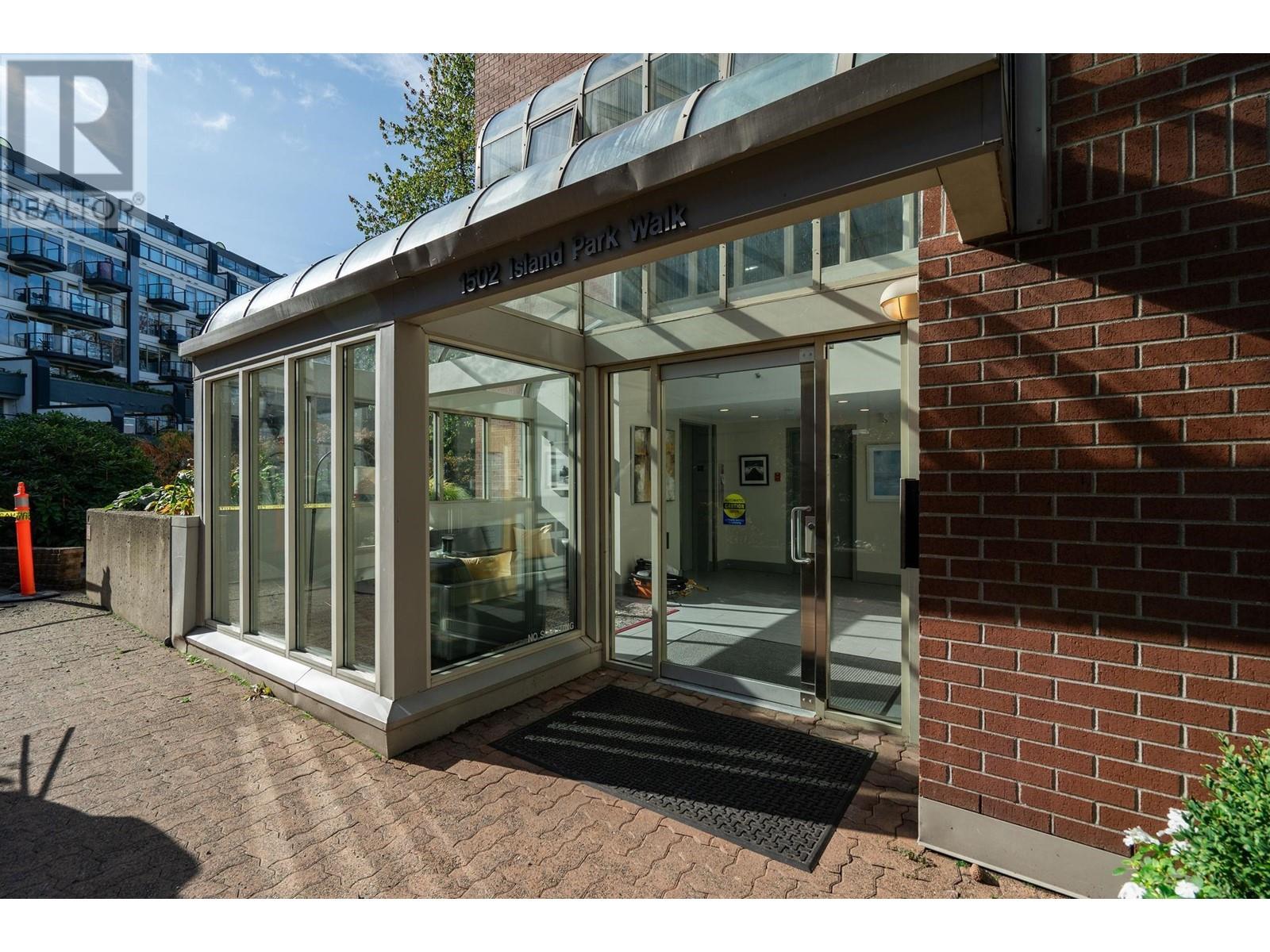 405 1502 Island Park Walk, Vancouver, British Columbia  V6H 3Z8 - Photo 8 - R2824673