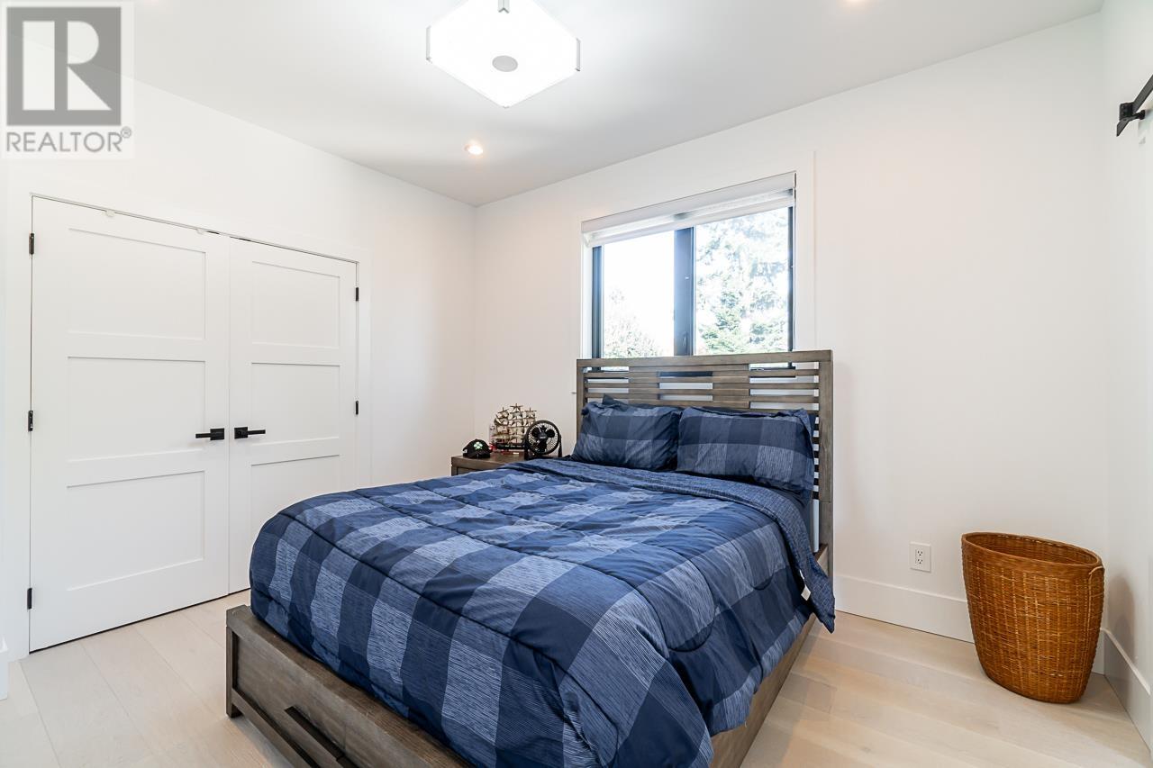 8481 11th Avenue, Burnaby, British Columbia  V3N 2P5 - Photo 27 - R2823527