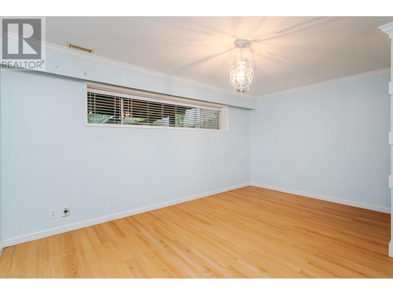 24700 110 Avenue, Maple Ridge, British Columbia  V2W 1G7 - Photo 23 - R2824656