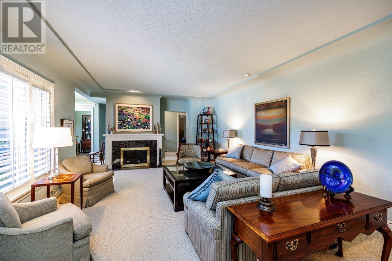 3293 Wayne Drive, North Vancouver, British Columbia  V7N 4B9 - Photo 2 - R2824658