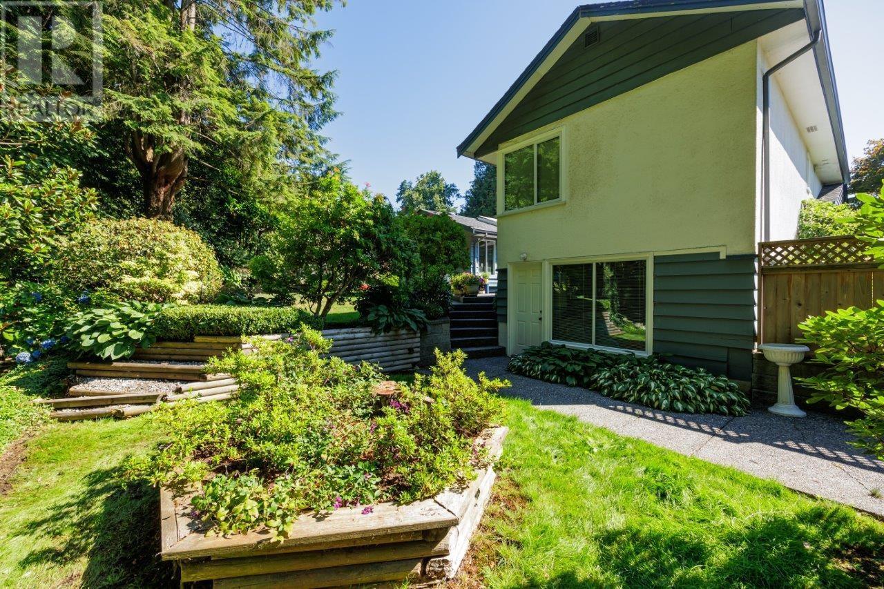 3293 Wayne Drive, North Vancouver, British Columbia  V7N 4B9 - Photo 27 - R2824658